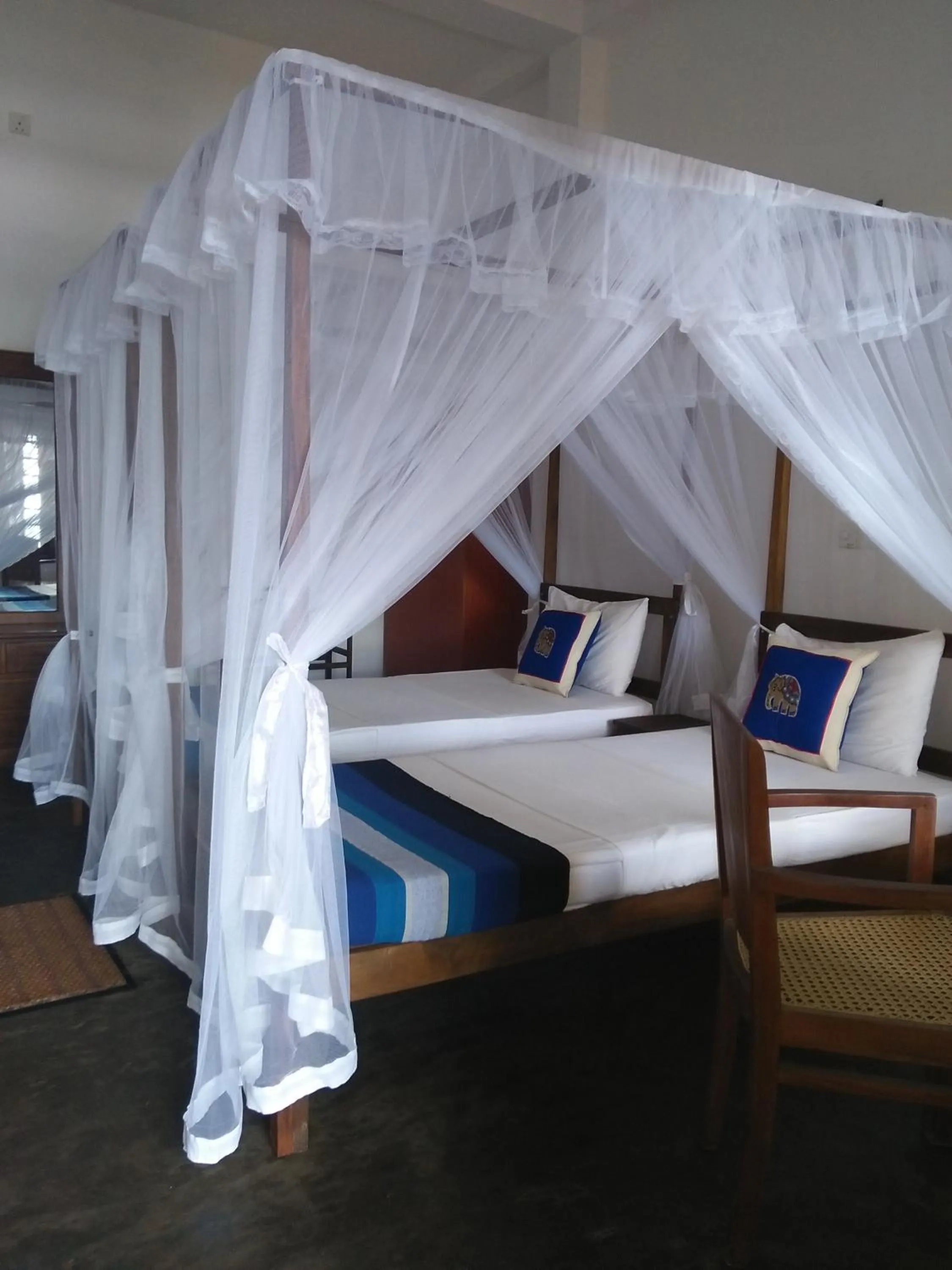 Photo of the whole room, Bed in Asiri Yoga Retreat