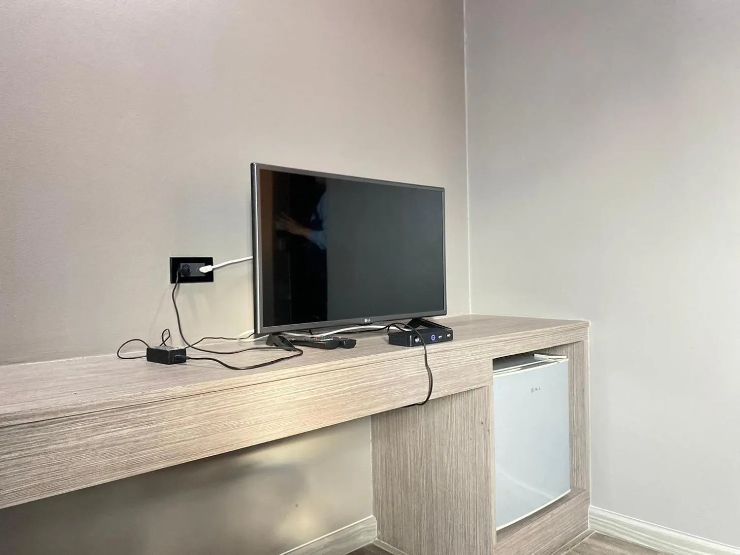 TV and multimedia in Tara Park Resotel