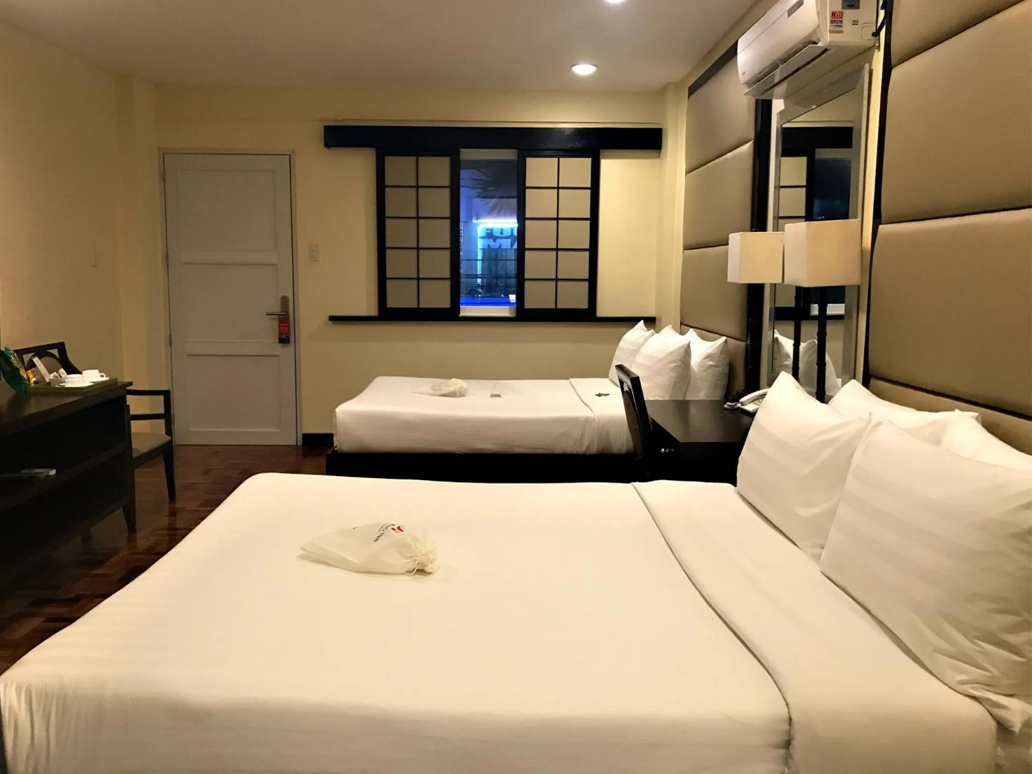 Night, Bed in Jinjiang Inn - Boracay Station 1