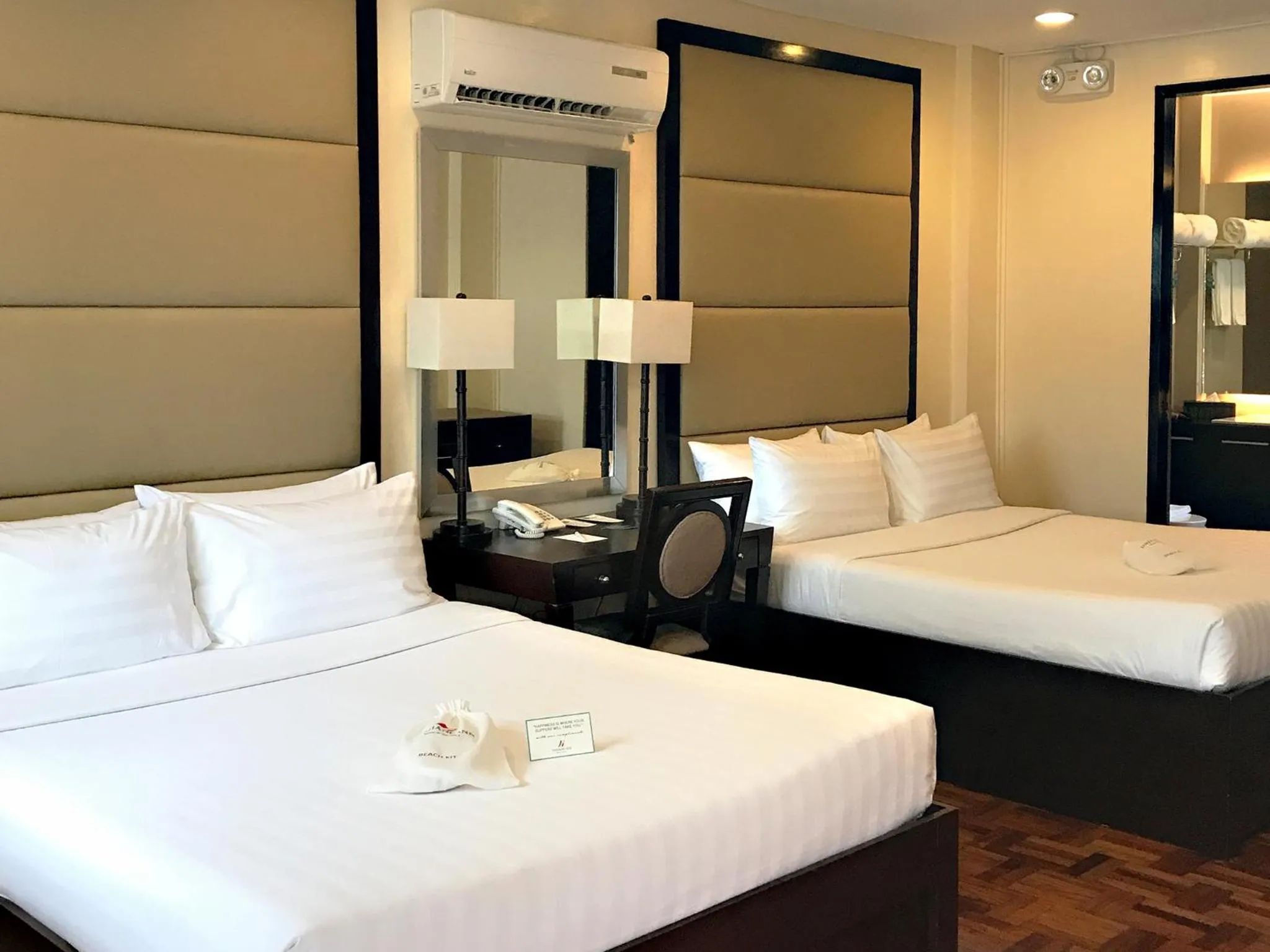 Day, Bed in Jinjiang Inn - Boracay Station 1