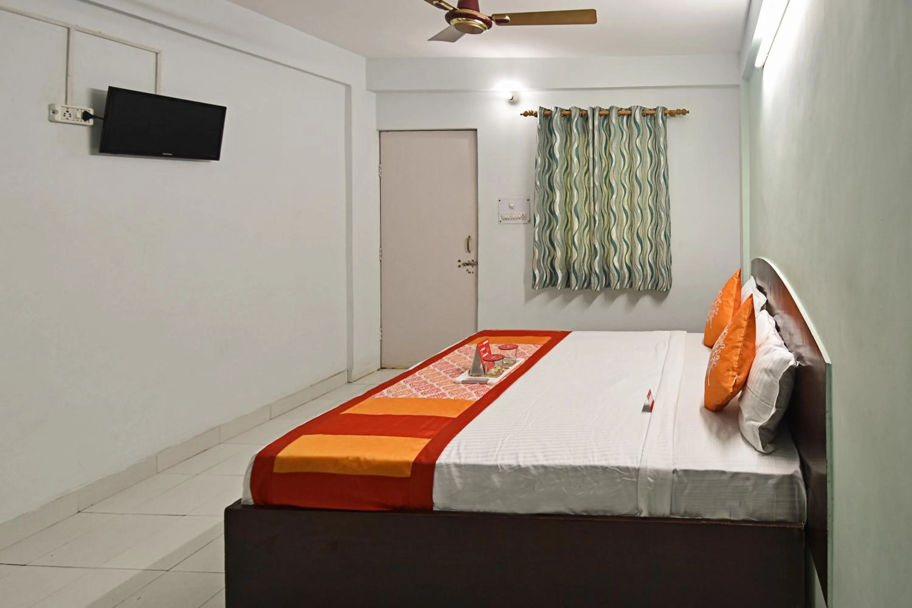 Photo of the whole room, Bed in Hotel Gangotri