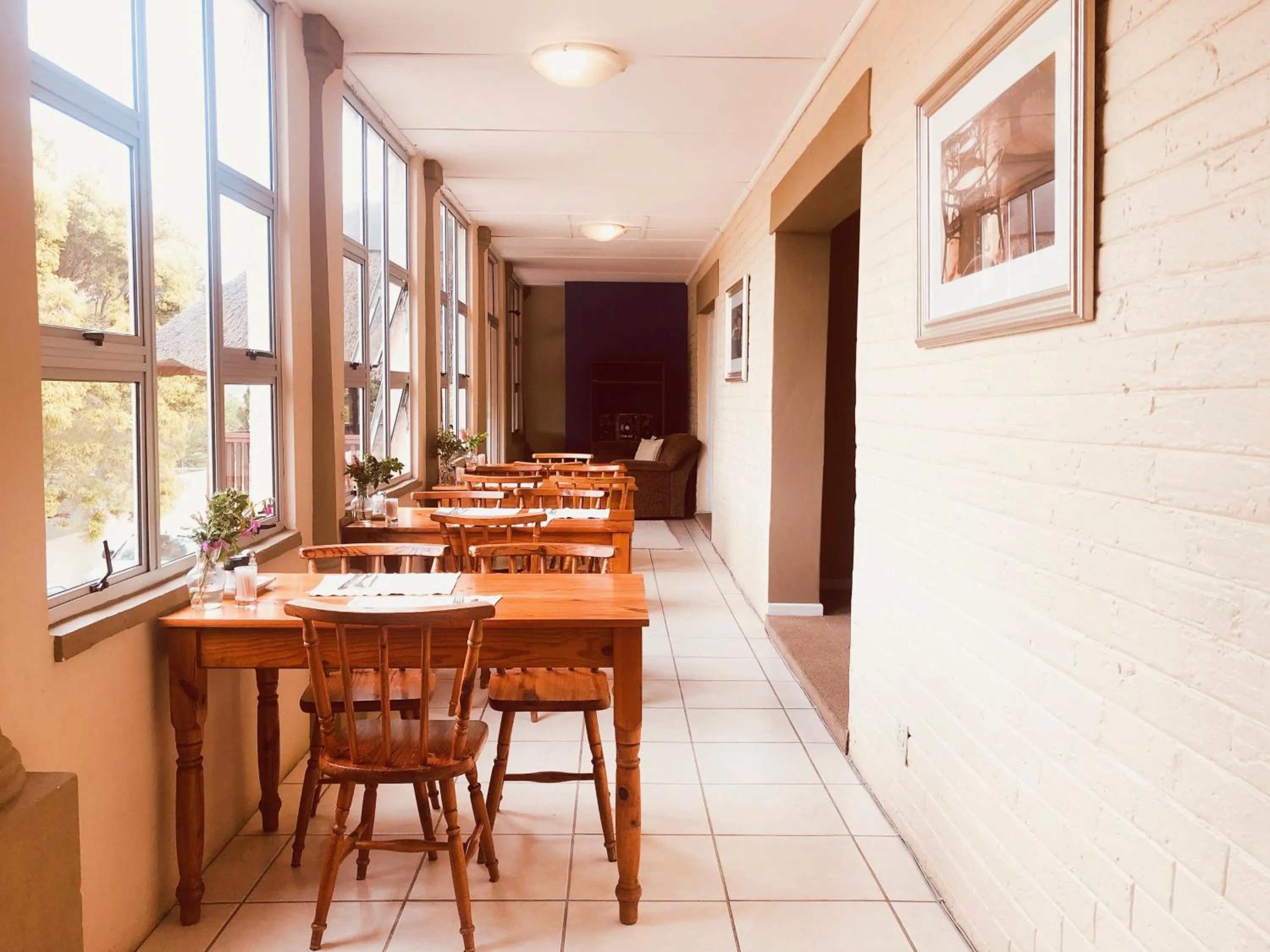 Dining area in Selborne Bed and Breakfast