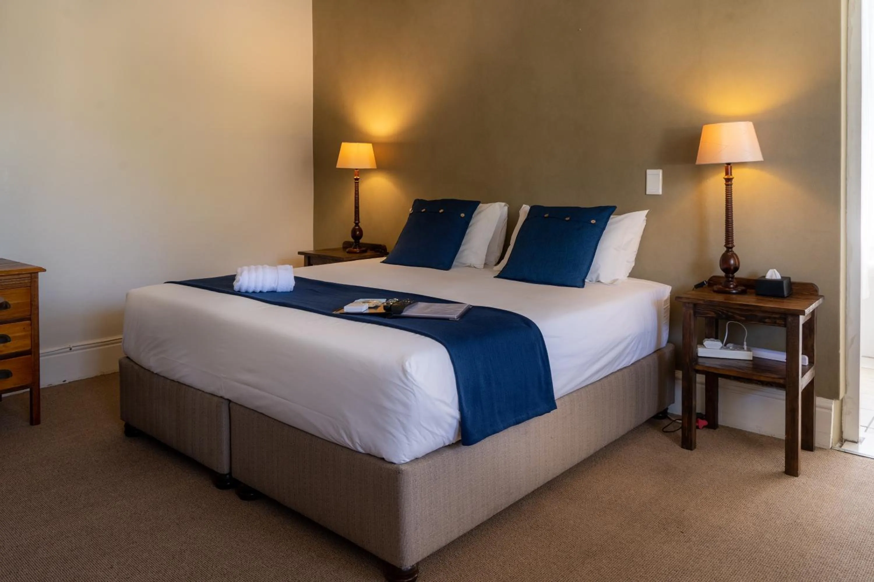 Bed in Selborne Bed and Breakfast