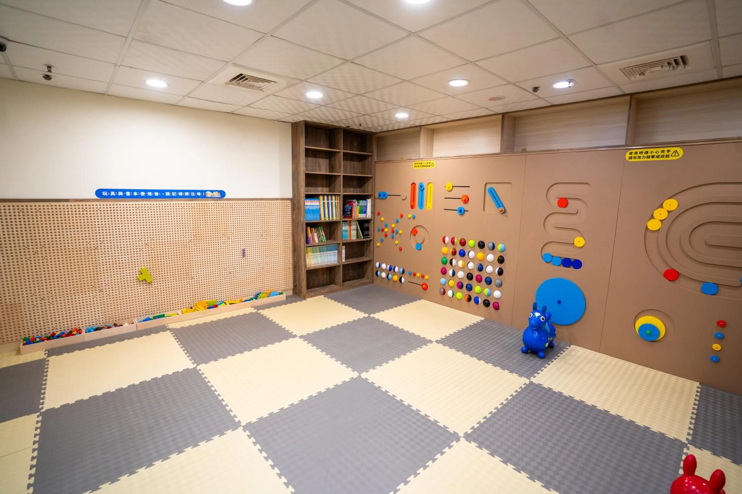 Children play ground in Fantasy Palace