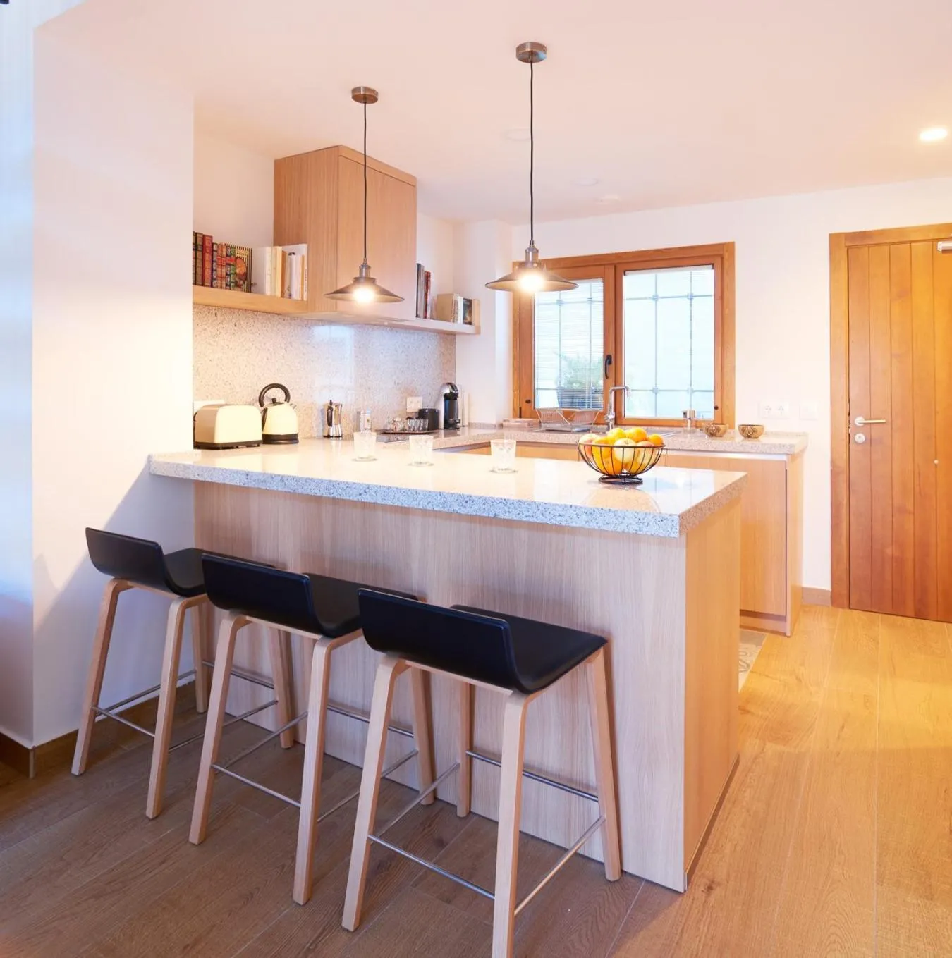 Kitchen or kitchenette in Barracart Apartments