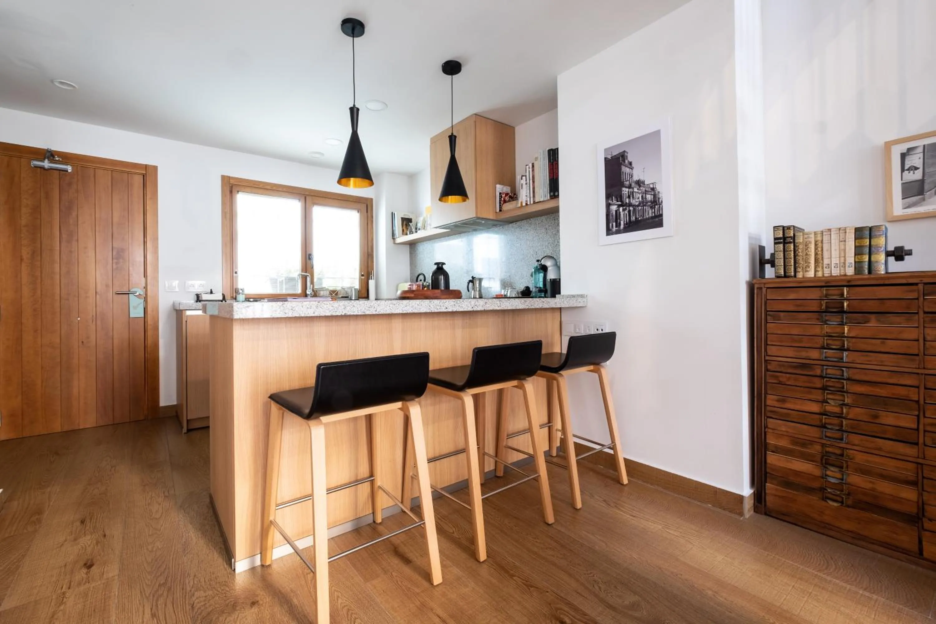Kitchen or kitchenette in Barracart Apartments