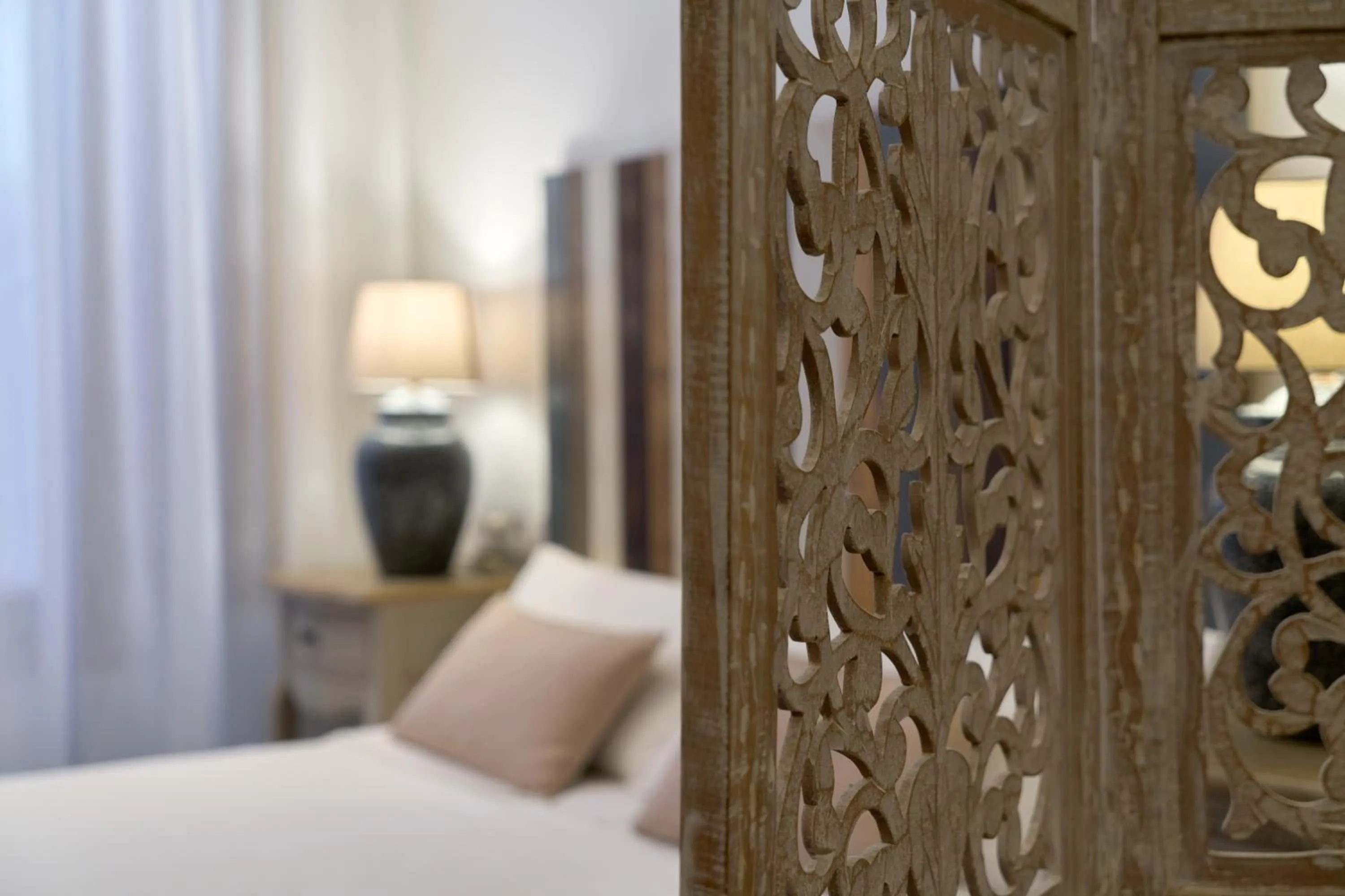 Decorative detail, Bed in Barracart Apartments