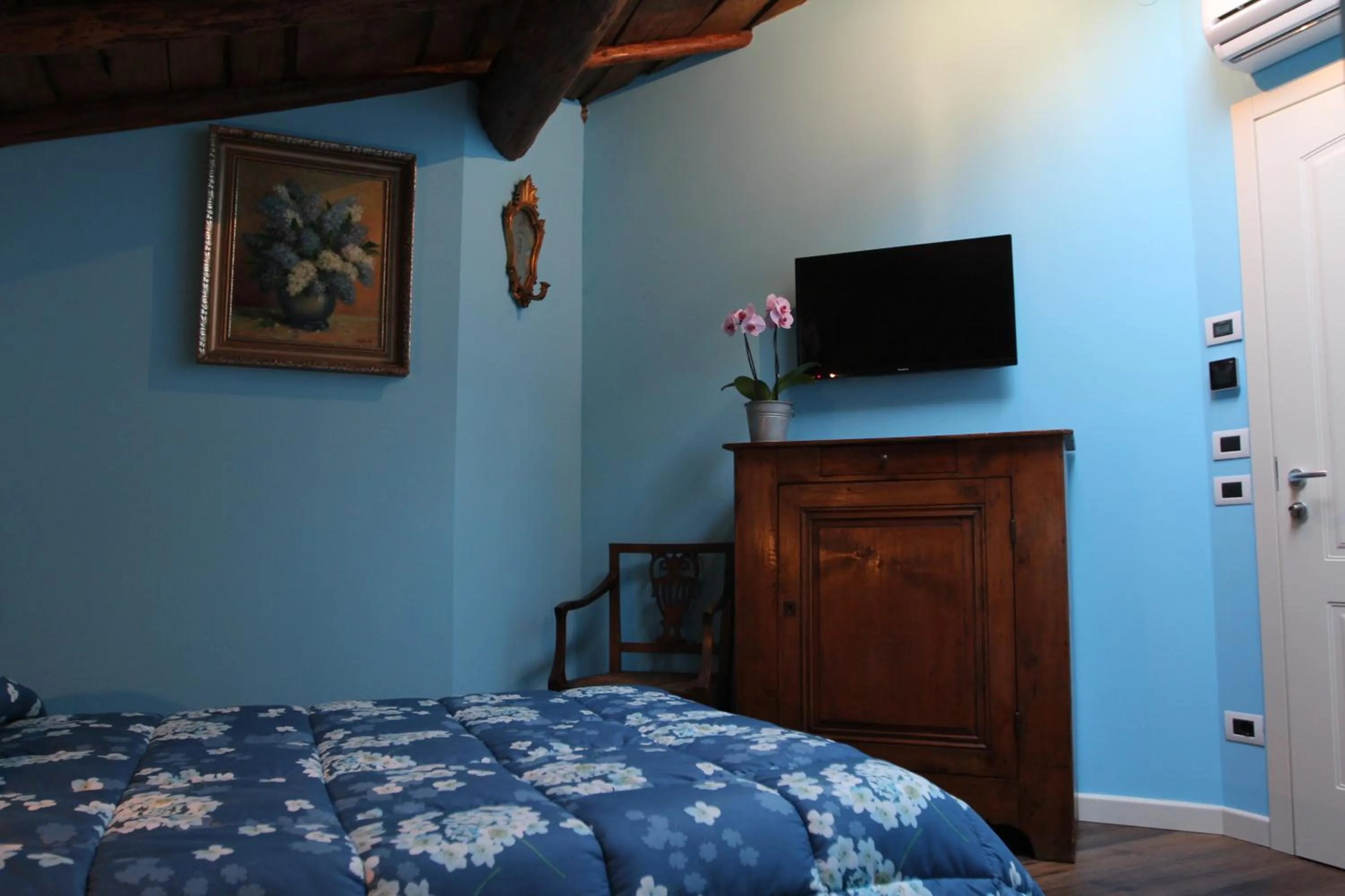 Photo of the whole room, Bed in Relais Corte Sant' Agata B&B