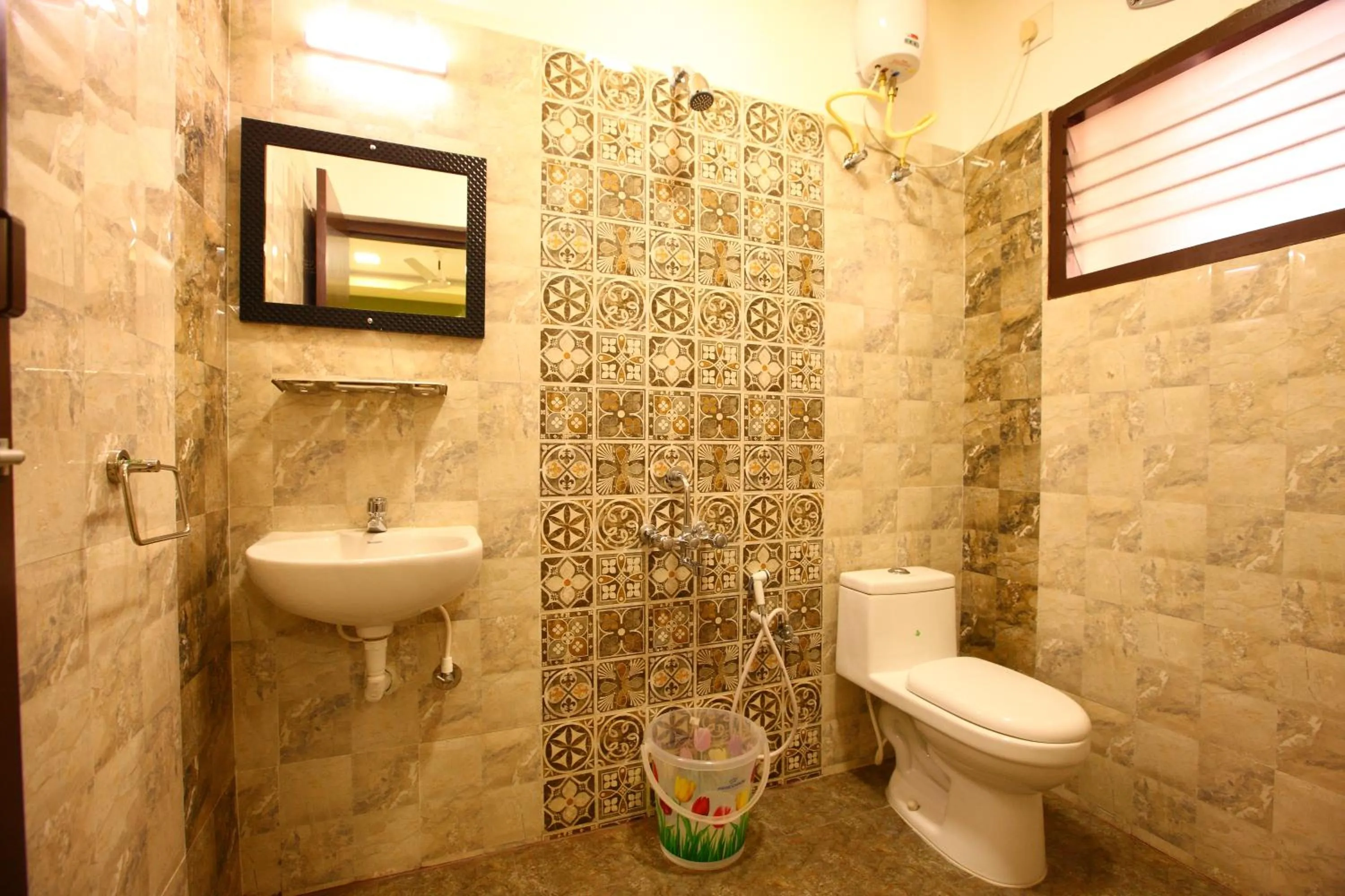 Shower in Sreedevi Residency