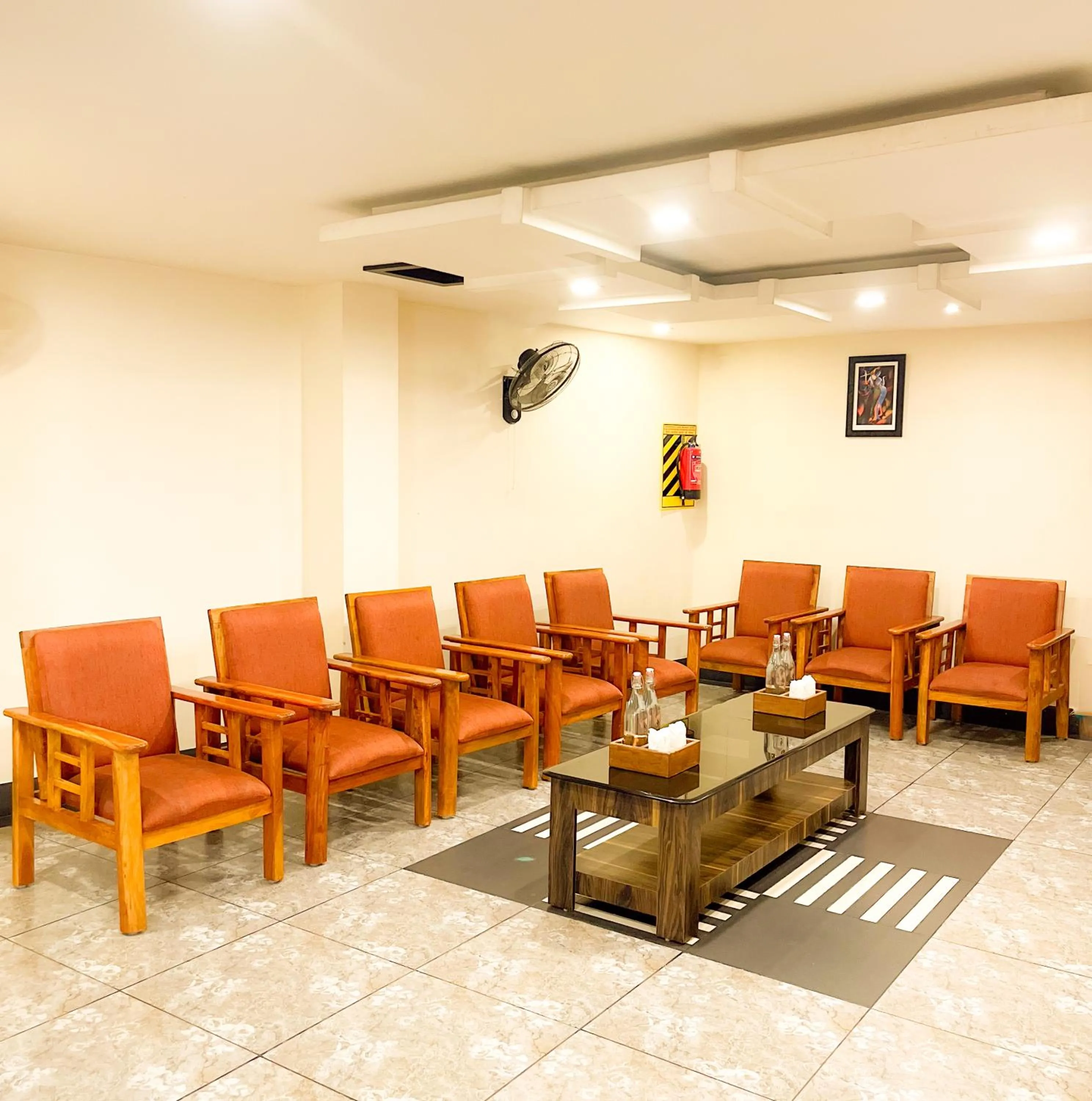 Communal lounge/ TV room in Shree Residency