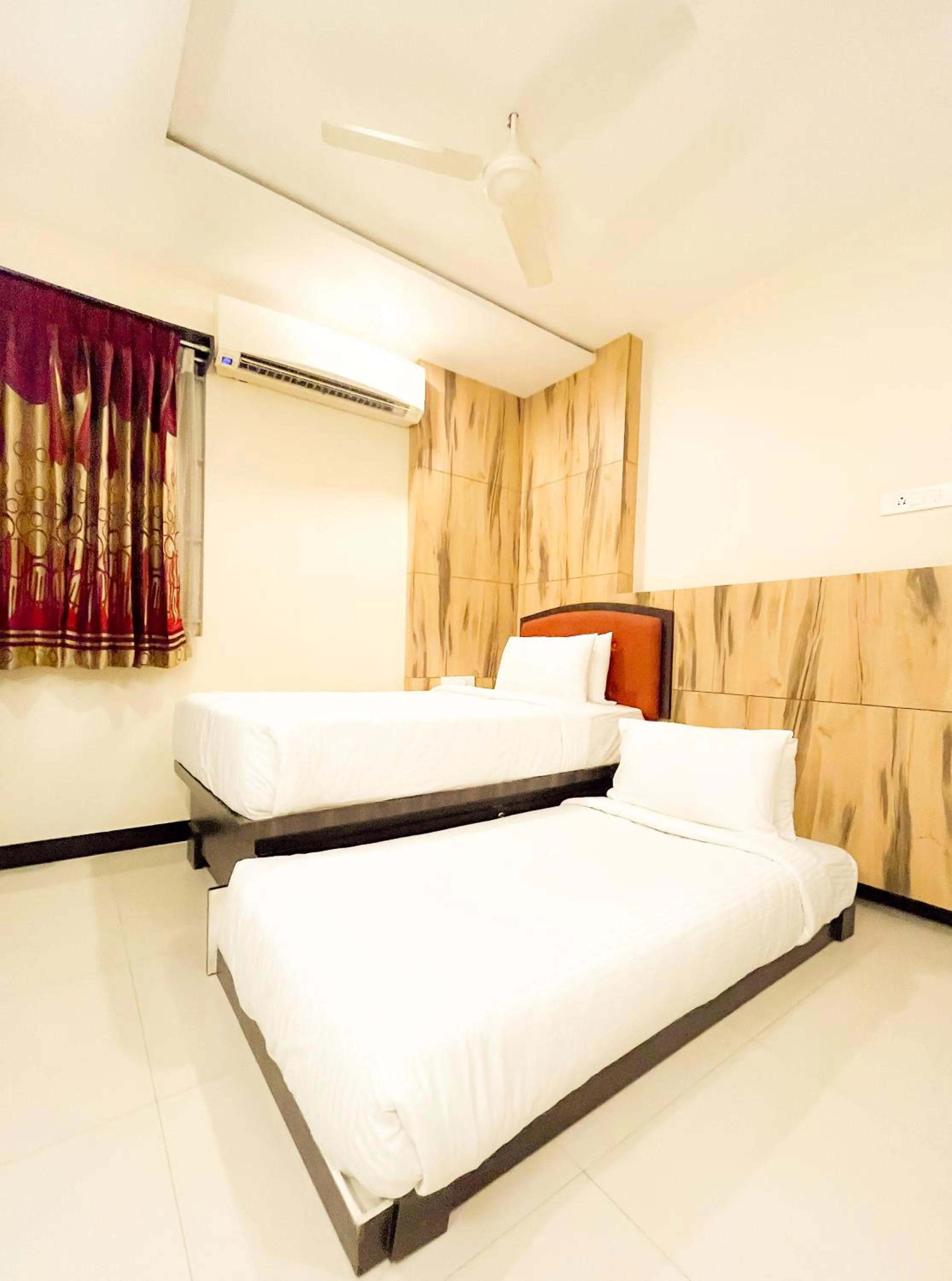 Bed in Shree Residency