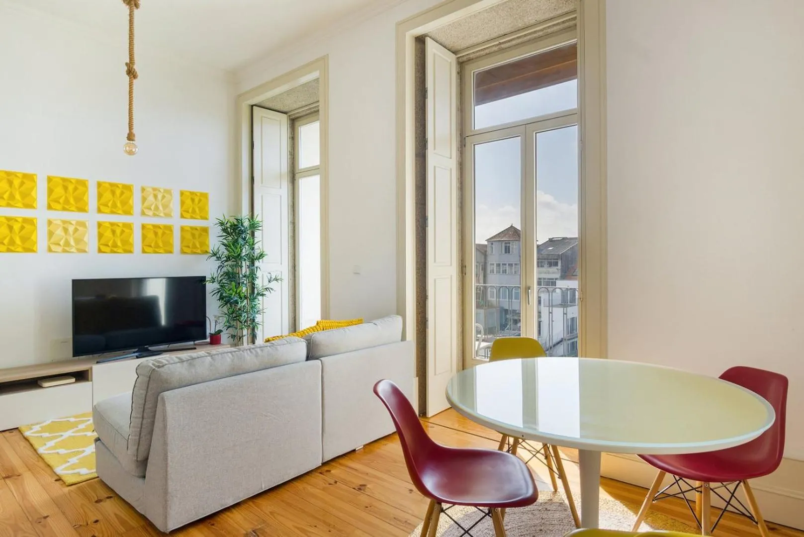 GuestReady - Urban oasis with private balcony