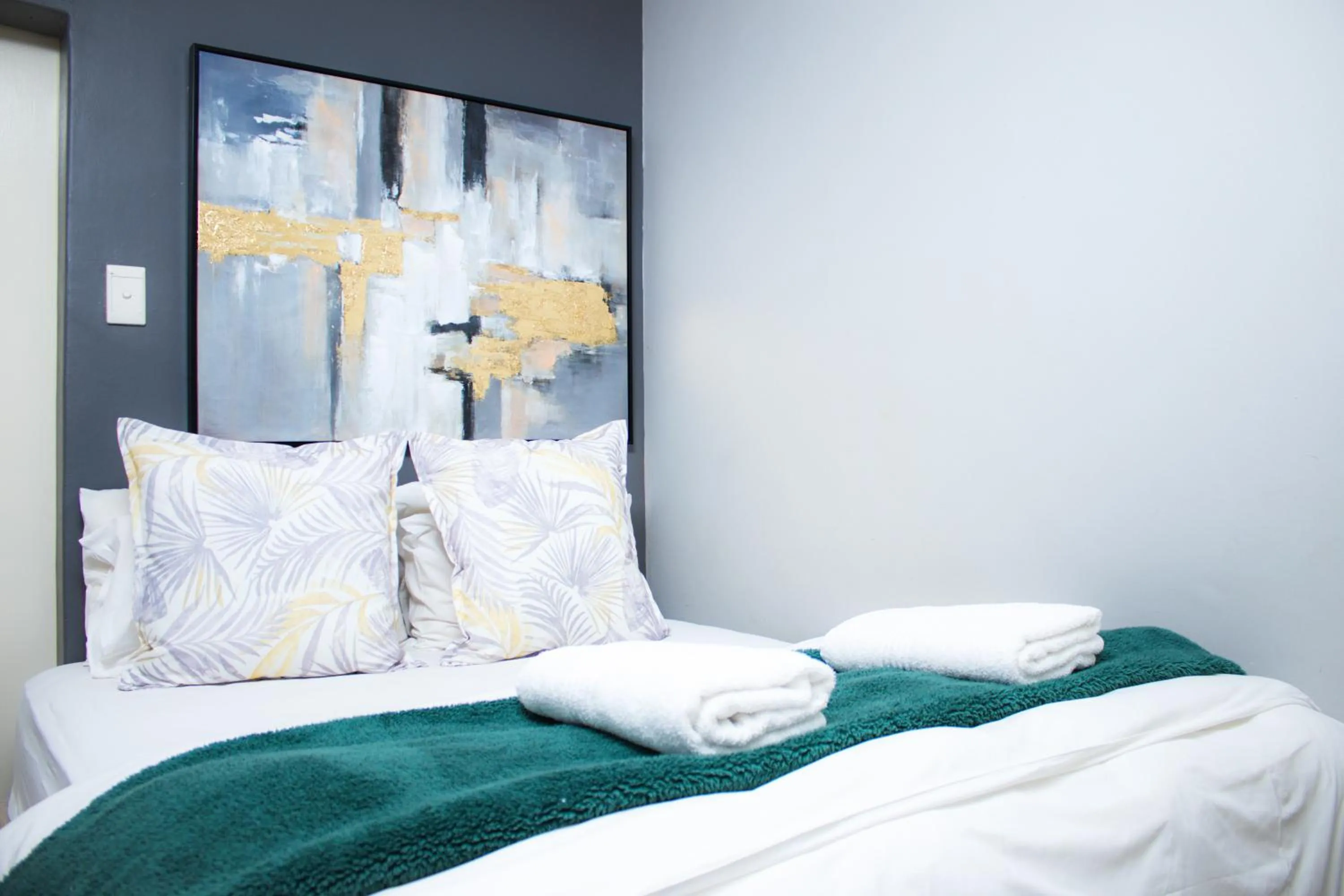 Bed in Beechwood B&B