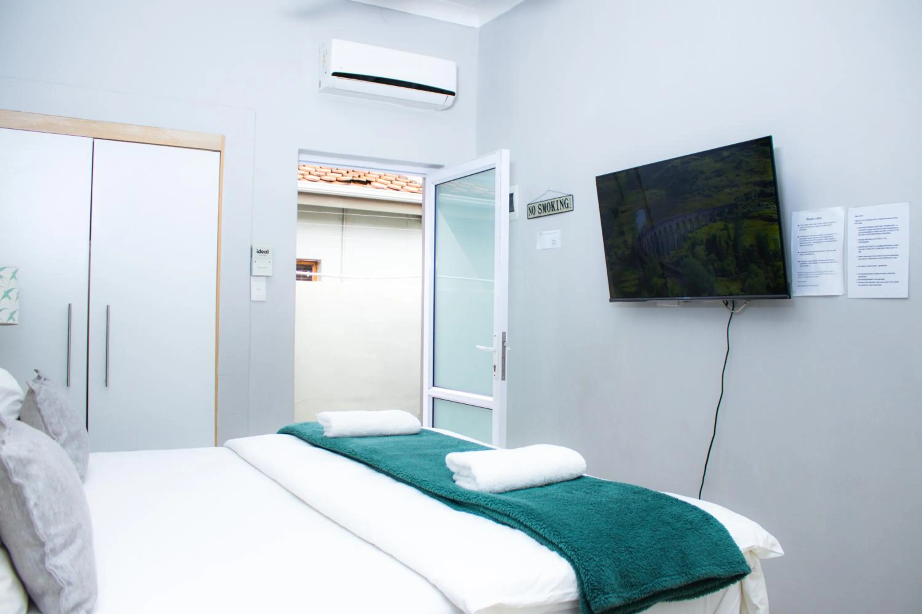 TV and multimedia, Bed in Beechwood B&B