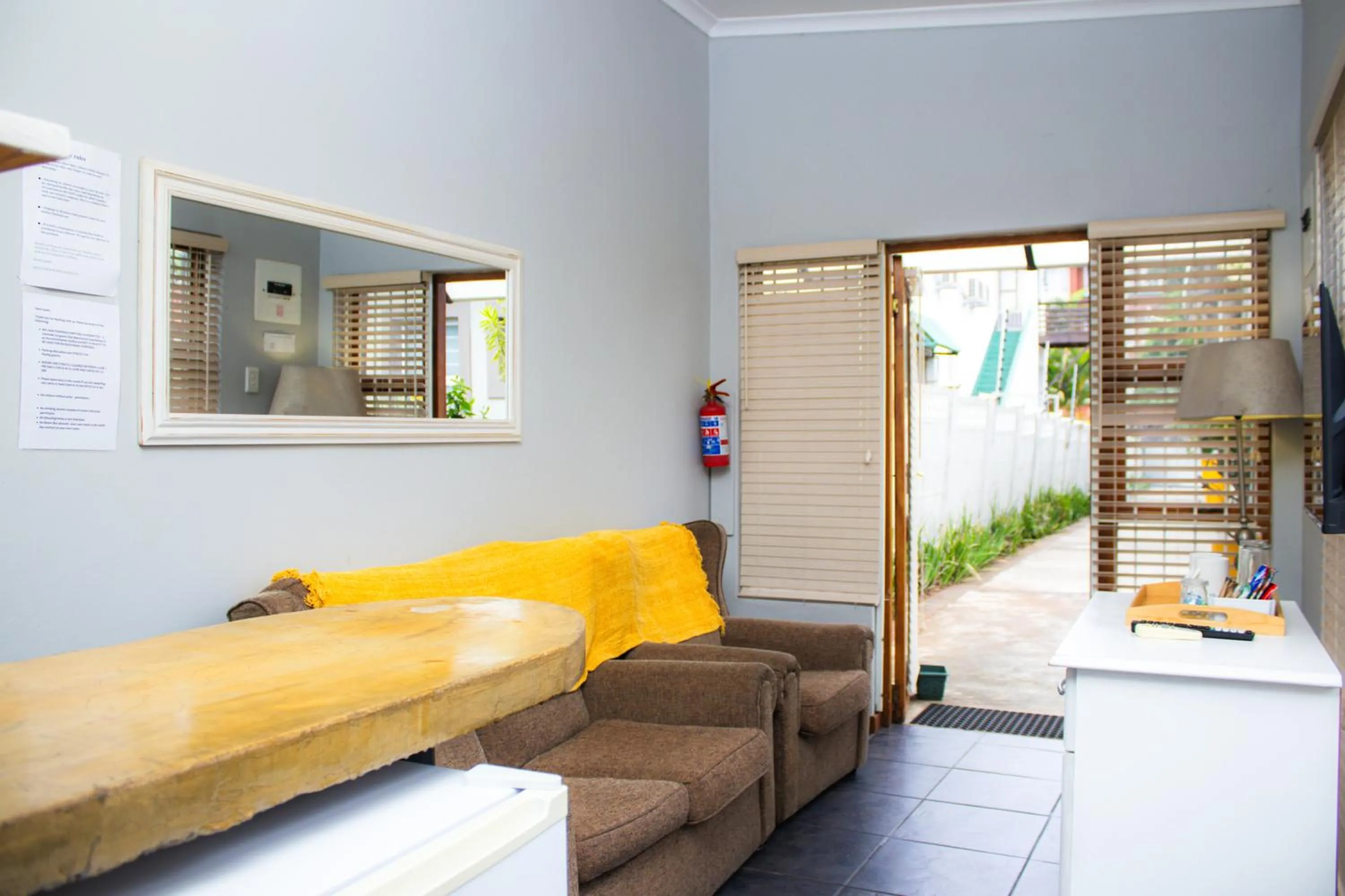Seating area, Bed in Beechwood B&B