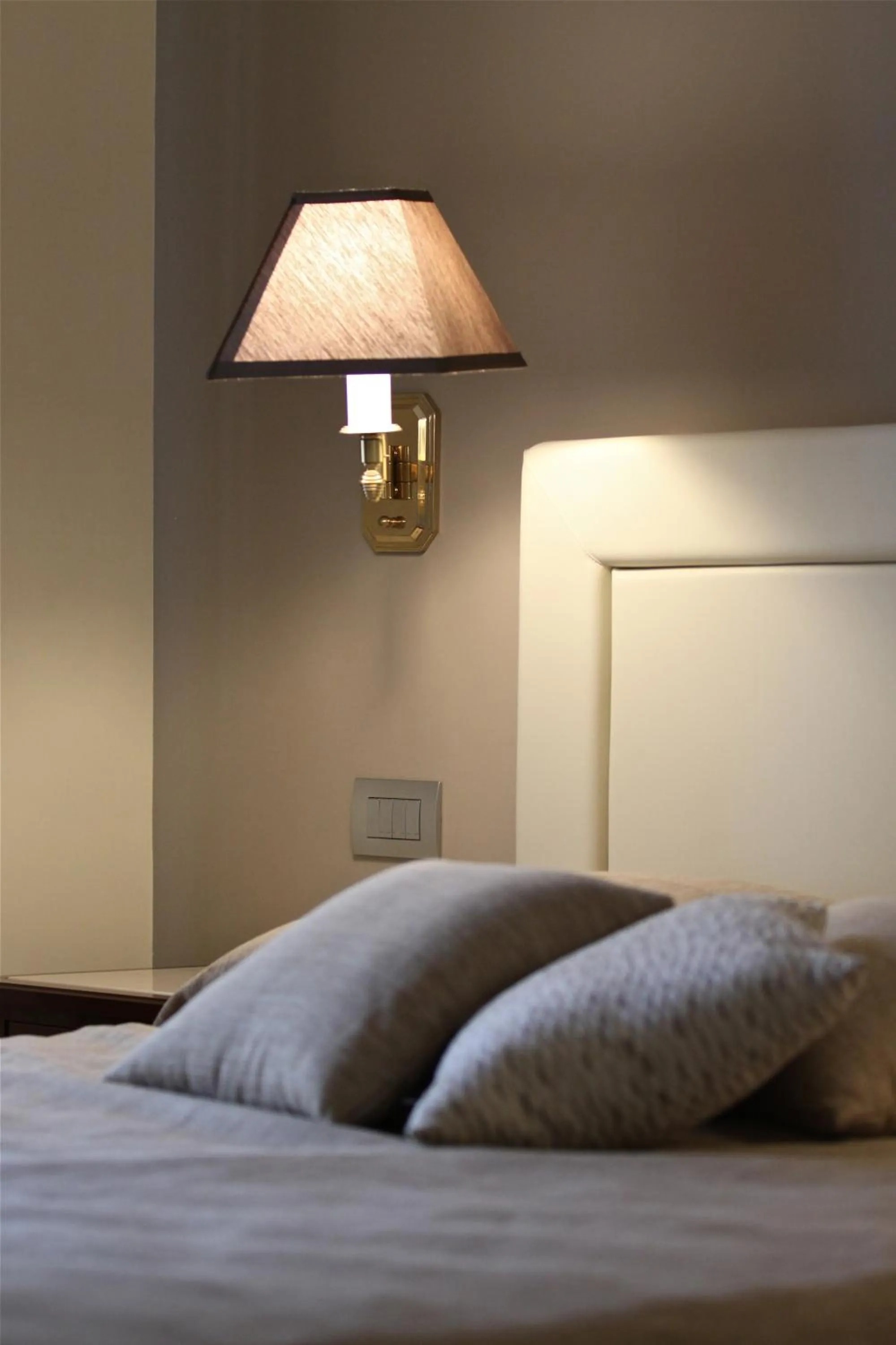 Bed in Bronzino House