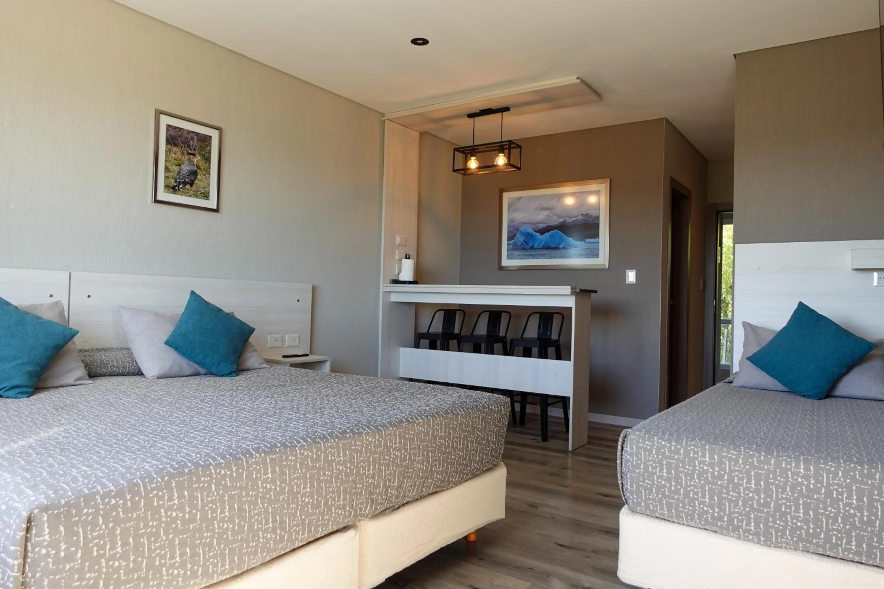 Bedroom, Bed in Tierra Tehuelche Hostería y Aparts