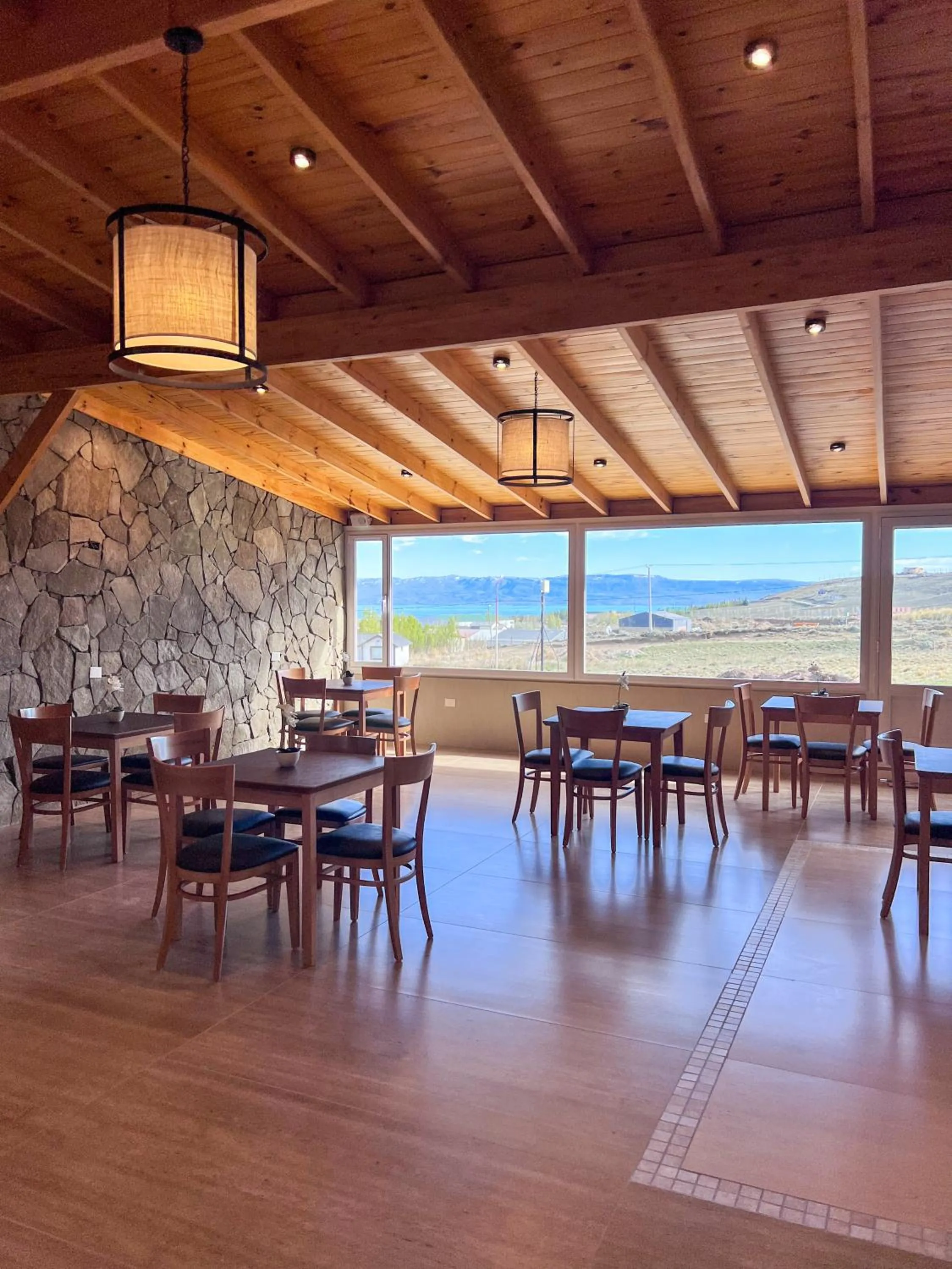 Restaurant/places to eat in Tierra Tehuelche Hostería y Aparts