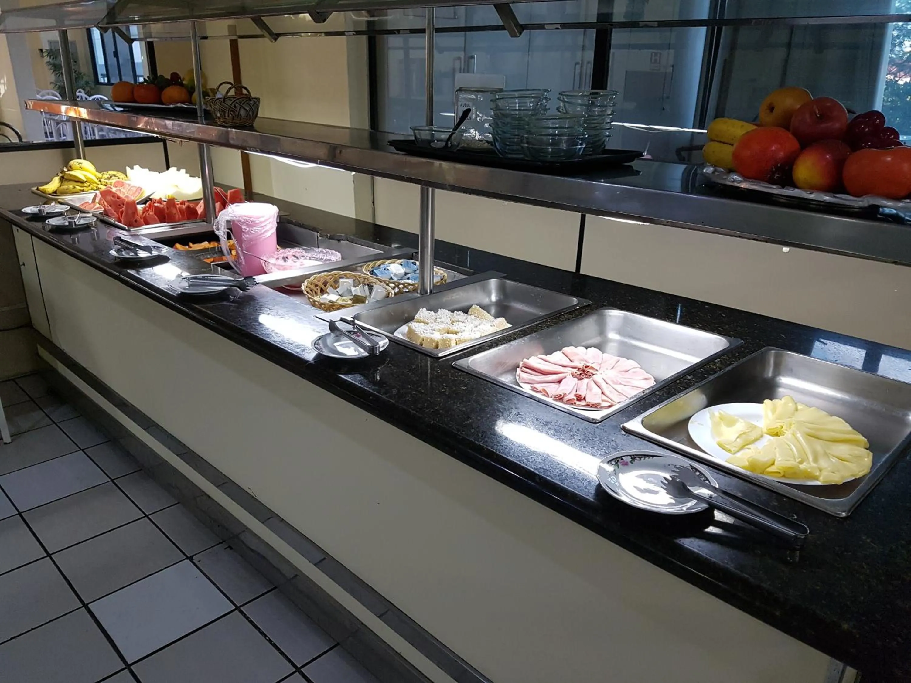 Breakfast in Hotel Super Economico