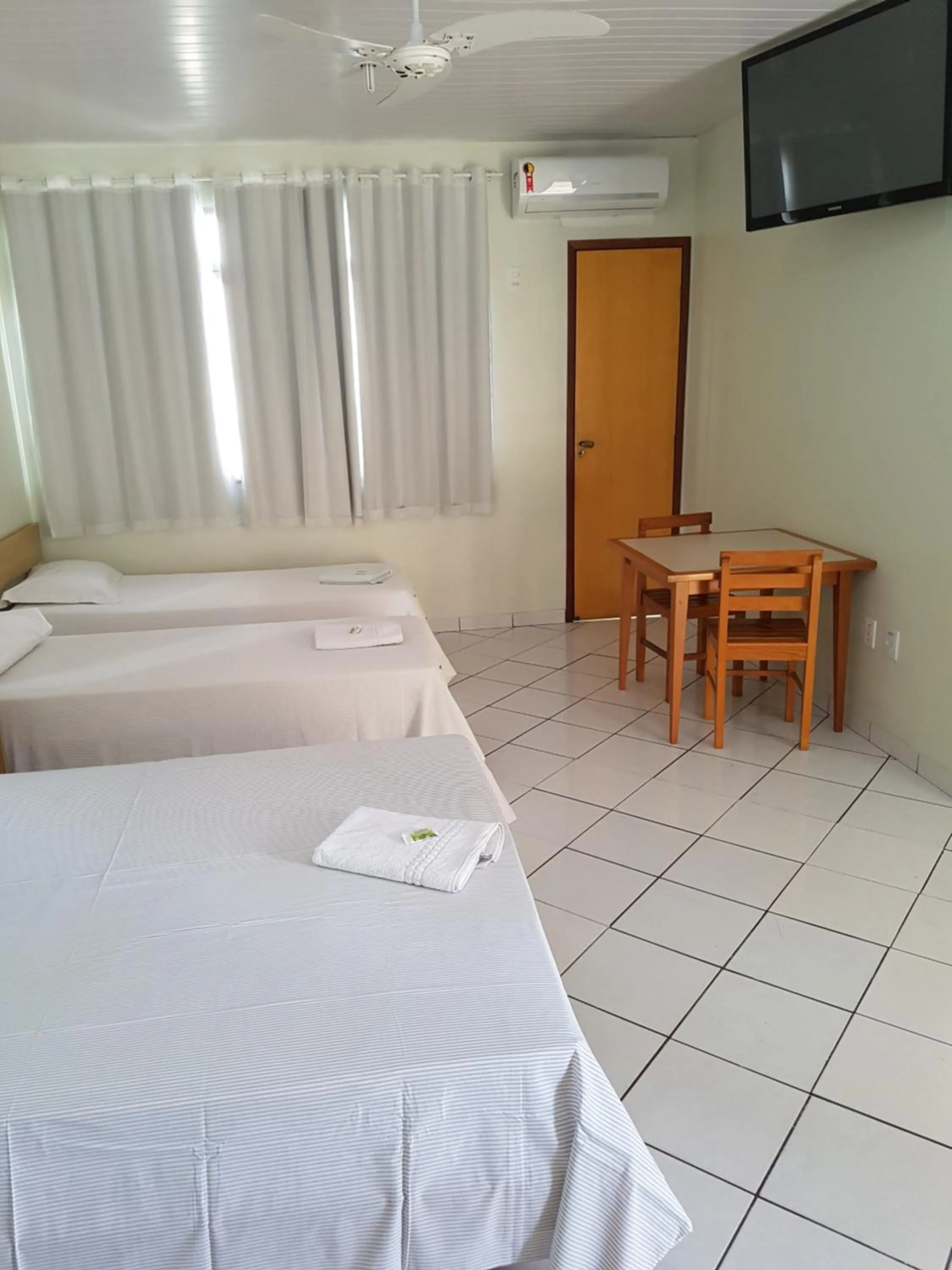 Photo of the whole room in Hotel Super Economico