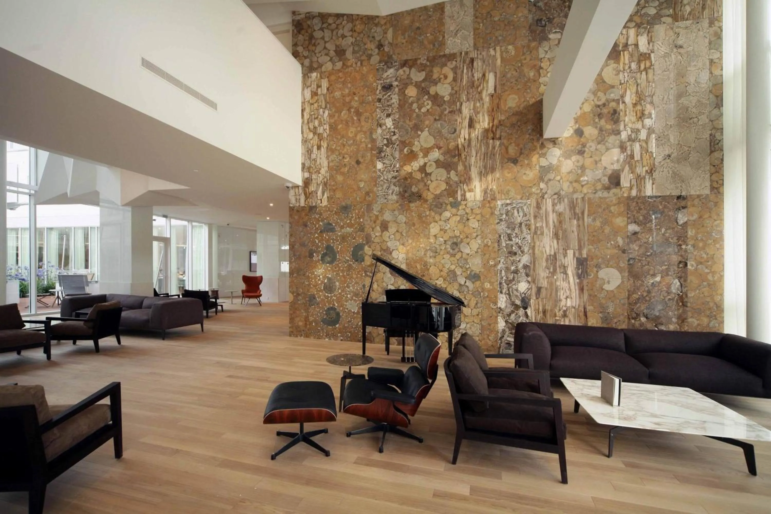 Communal lounge/ TV room in Hotel Bellevue