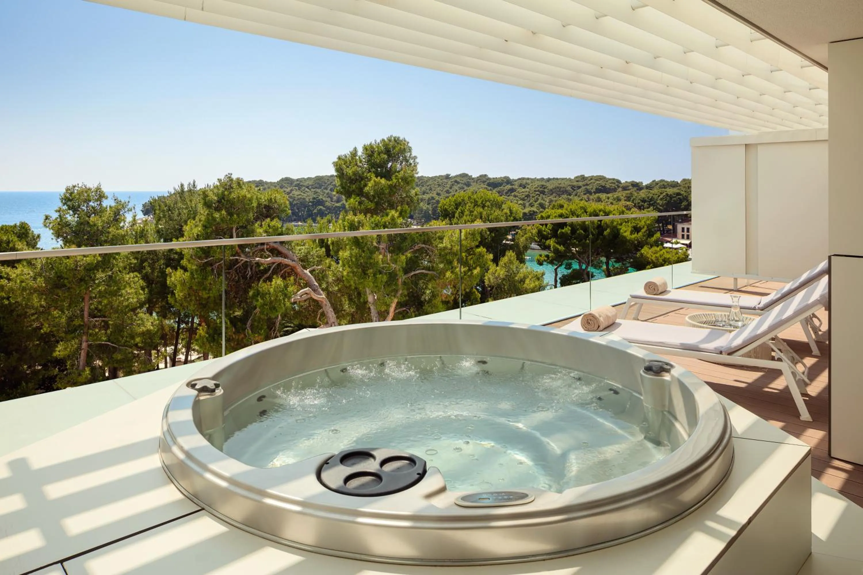 Hot Tub in Hotel Bellevue