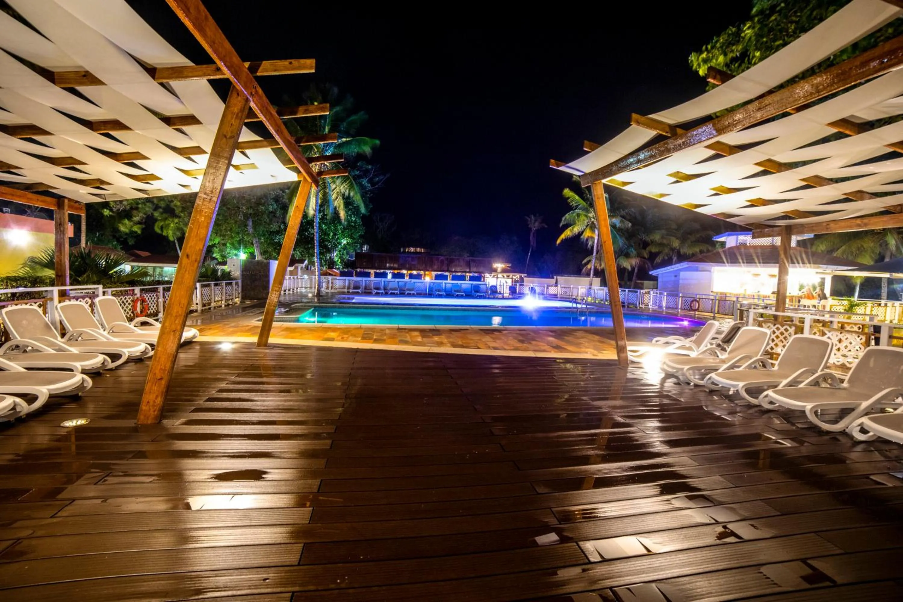 Swimming pool in Solare SAI Ecohotel