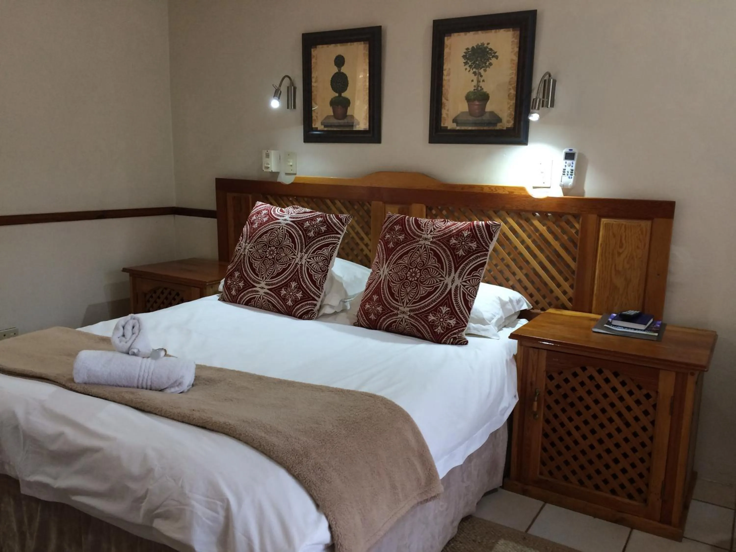 Bedroom, Bed in Polokwane Place