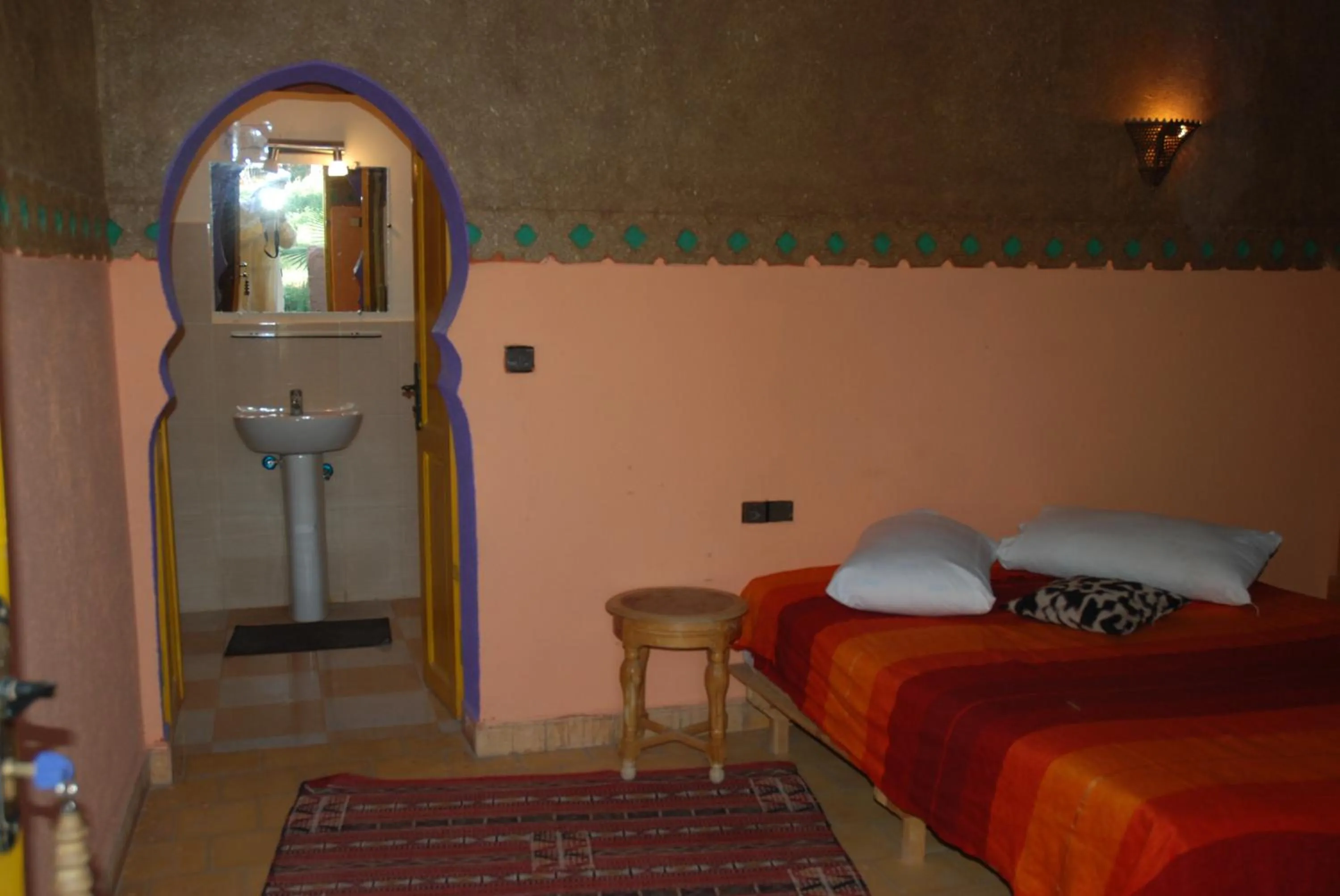 Shower, Bed in d'hôte Jnane-Dar Diafa