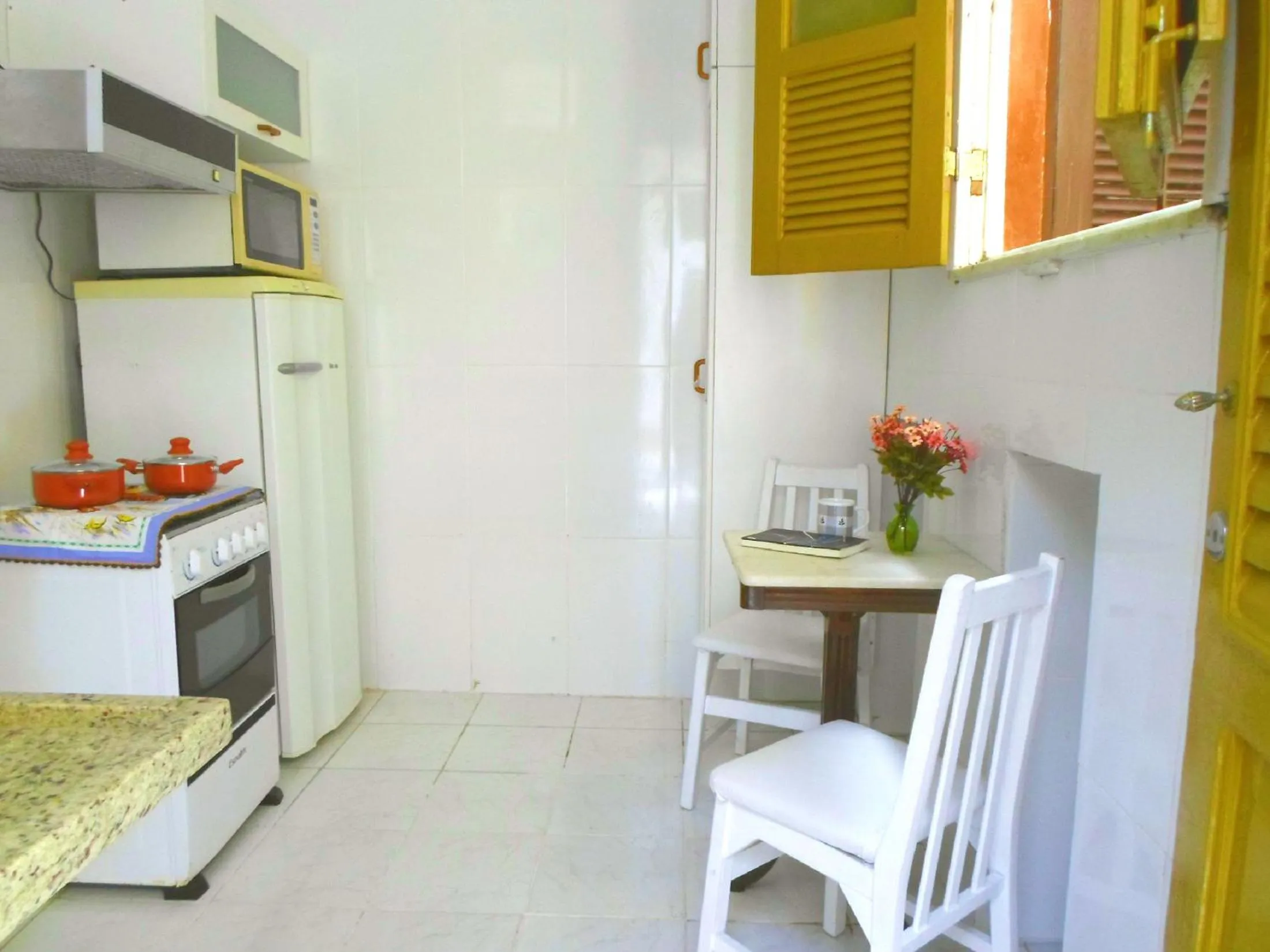 Kitchen or kitchenette in Casa do Jardim