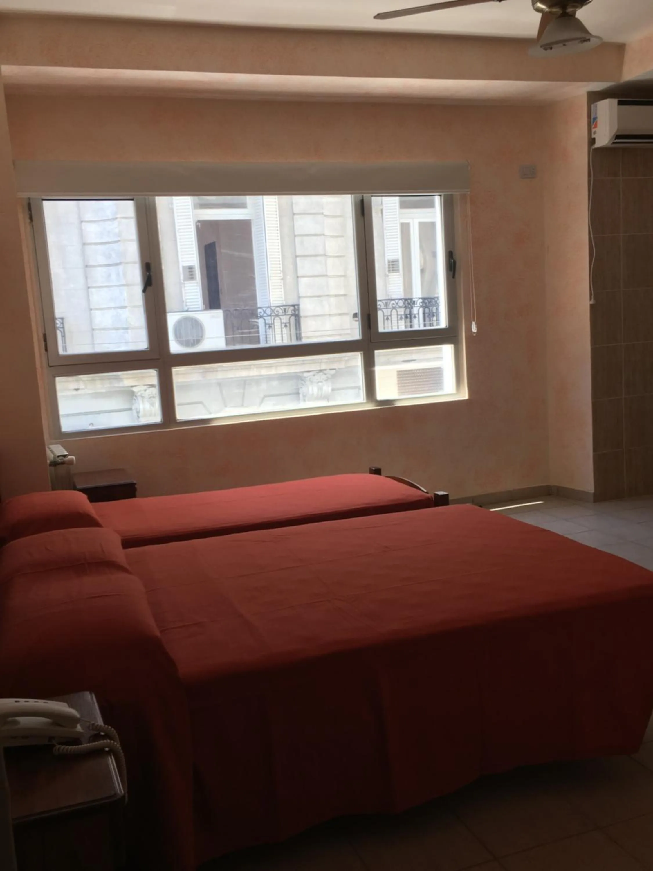 Photo of the whole room, Bed in Hotel El Porteño