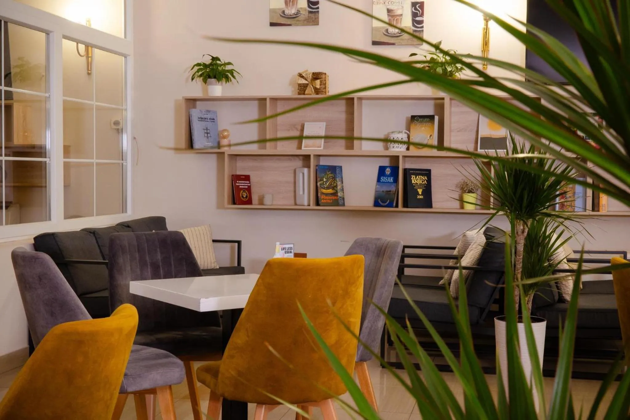 Seating area in Hotel Panonija