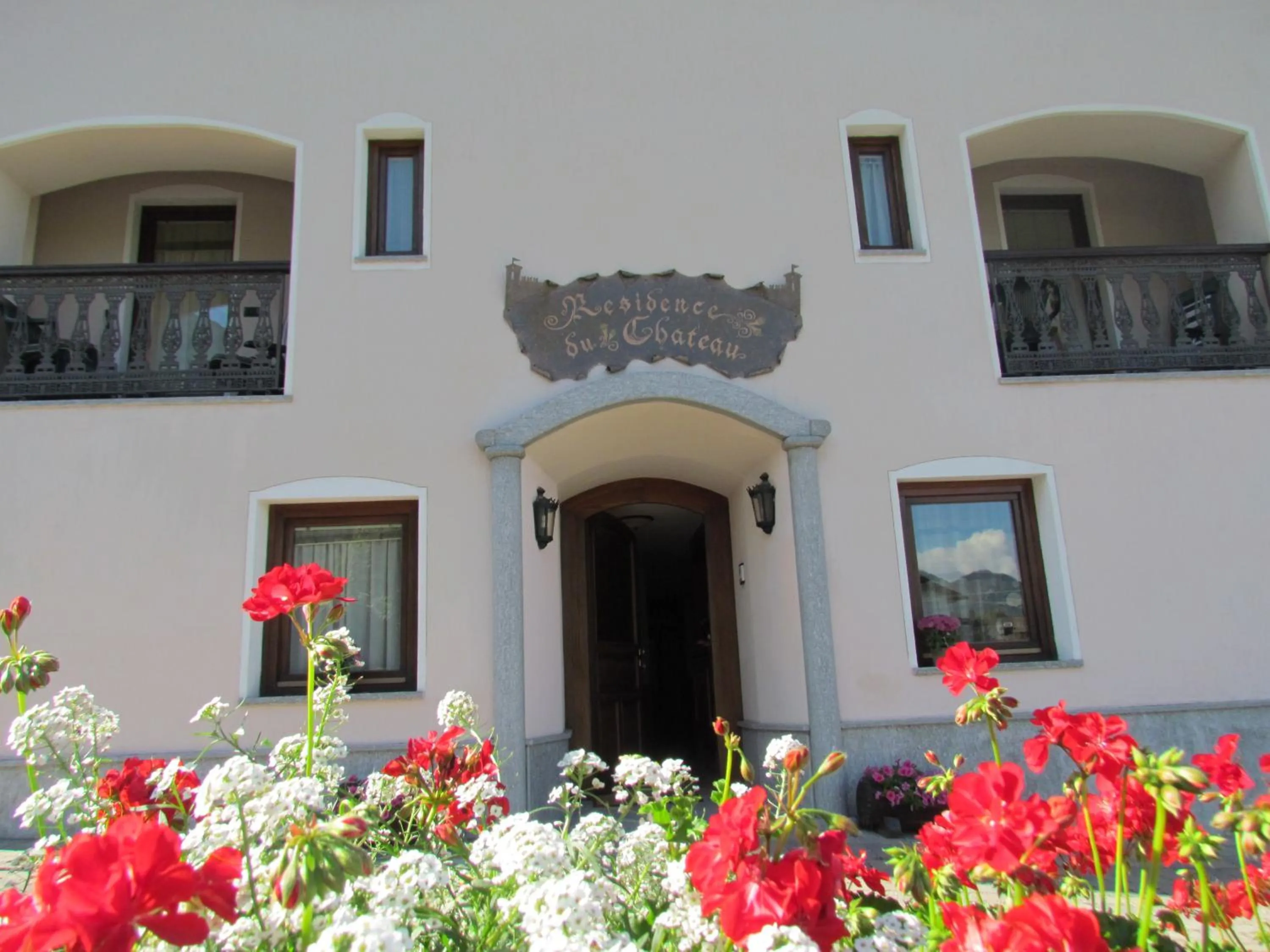 Property building in Residence Du Chateau