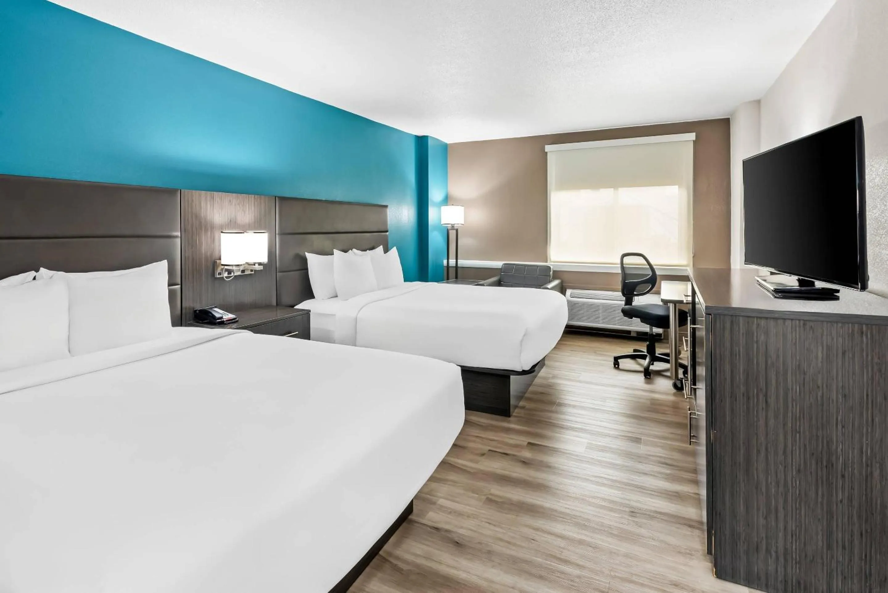 Bedroom, Bed in Comfort Inn Largo-Washington DC East