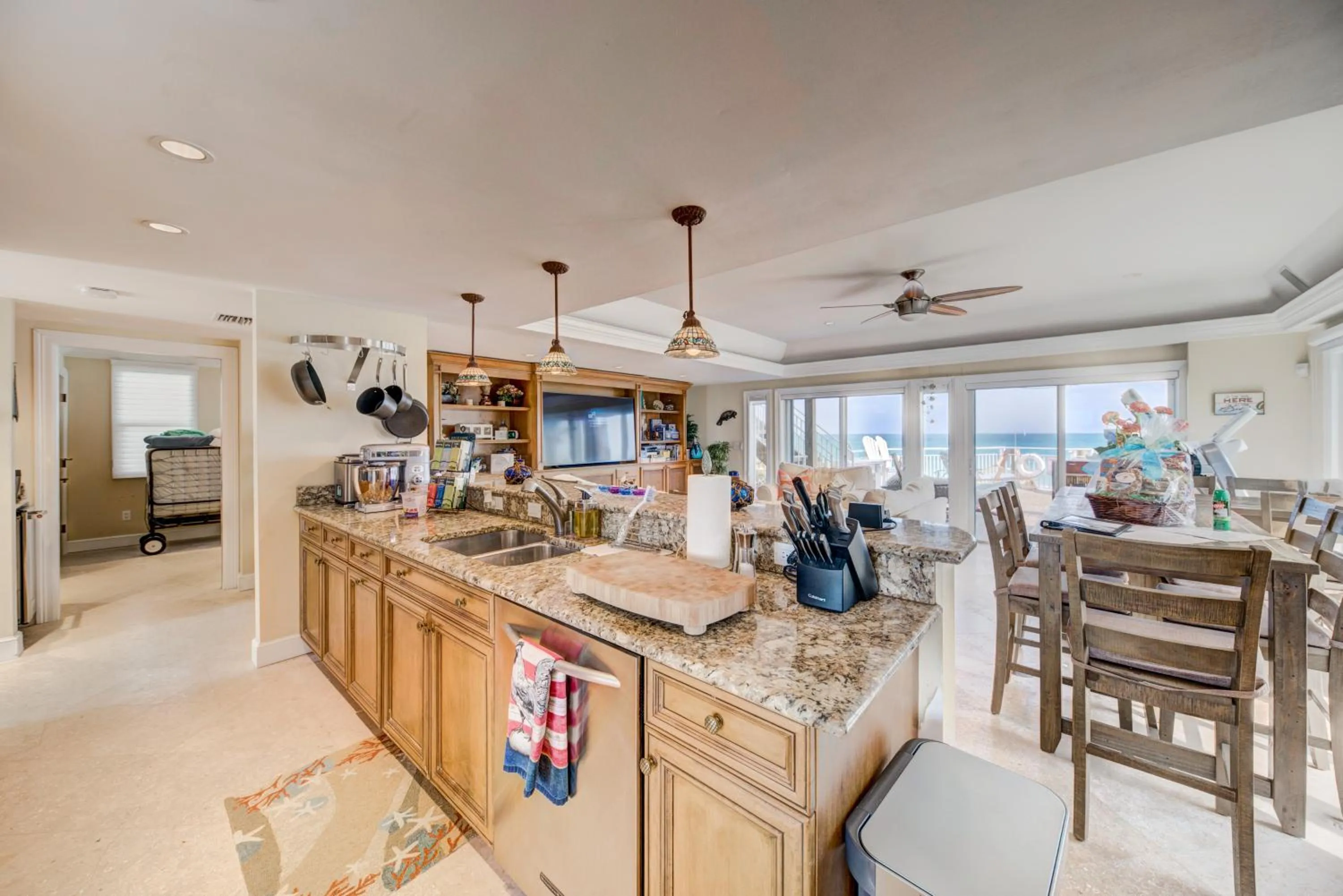 TV and multimedia in Carpe Diem