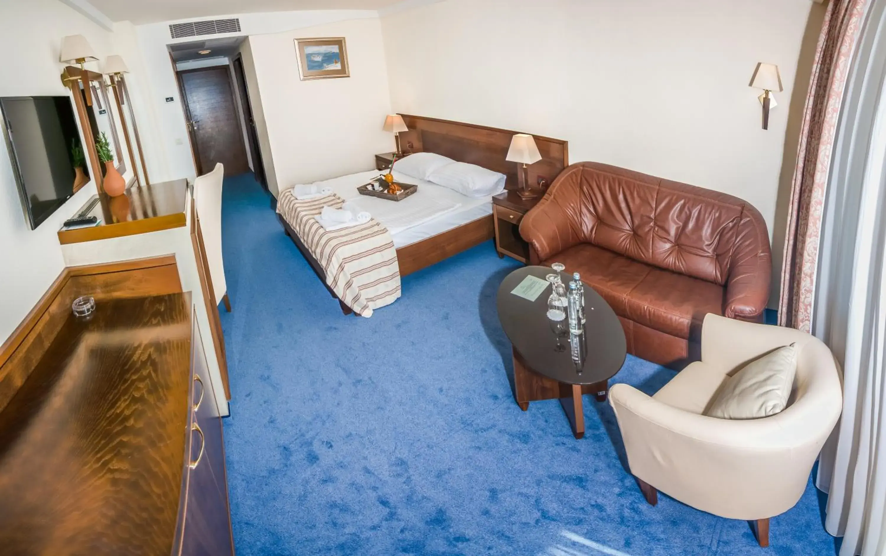 Family Room with Balcony and Sea View in Family Hotel Pagus - All Inclusive Family Room with Balcony and Sea View in Family Hotel Pagus - All Inclusive