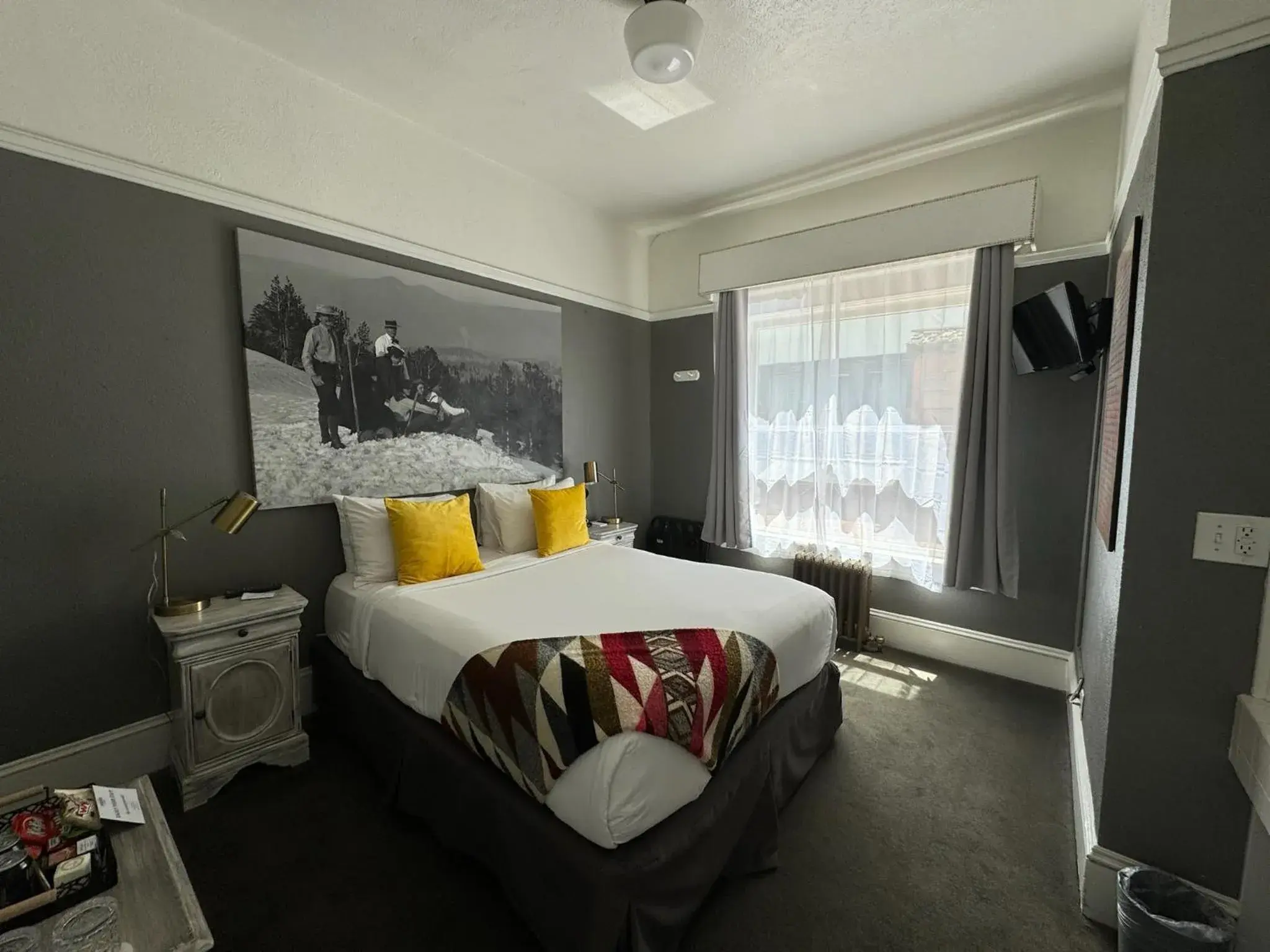 Rooftop Garden Queen in Hood River Hotel Rooftop Garden Queen in Hood River Hotel