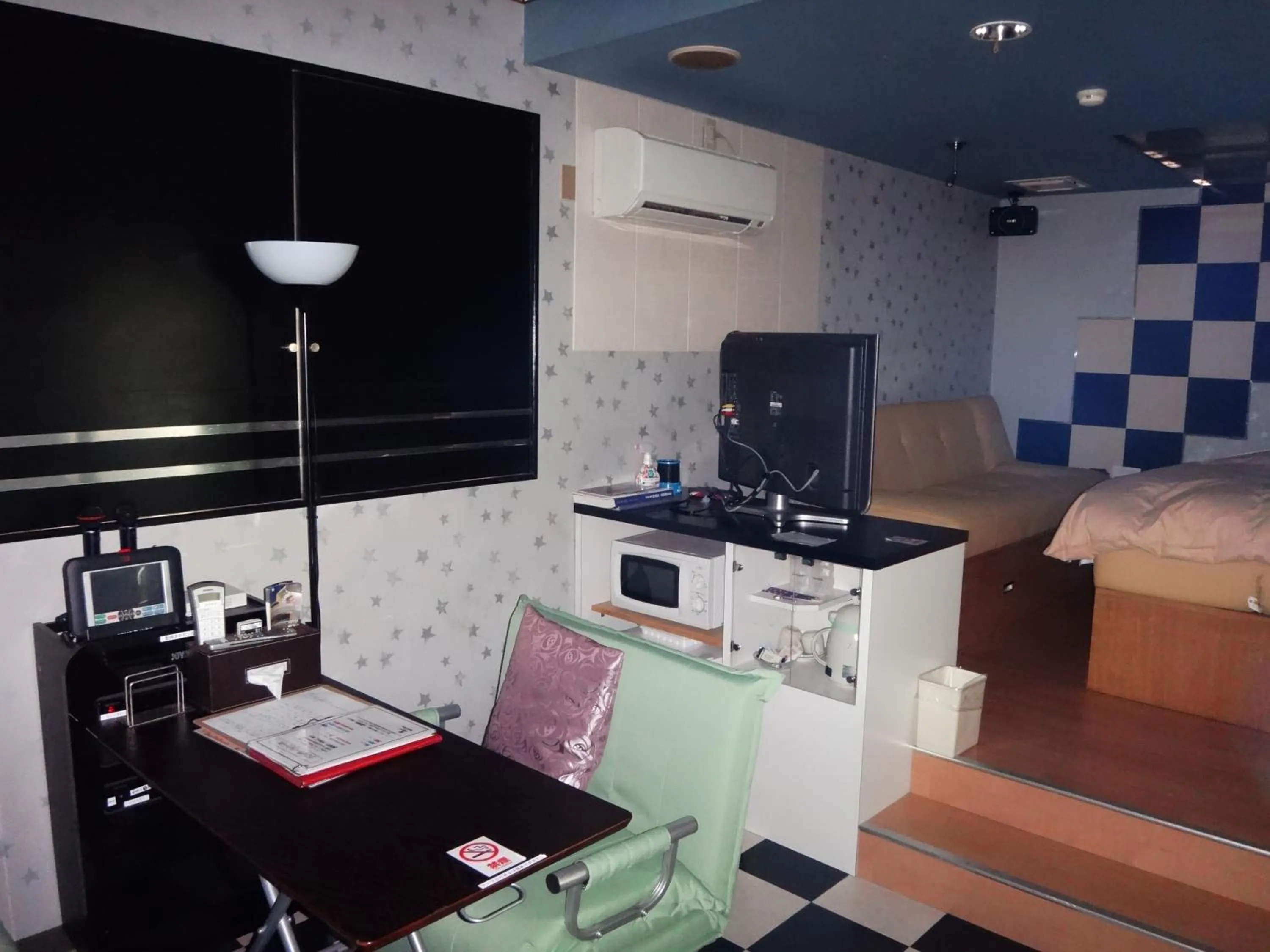 Photo of the whole room in Utility Hotel Coo