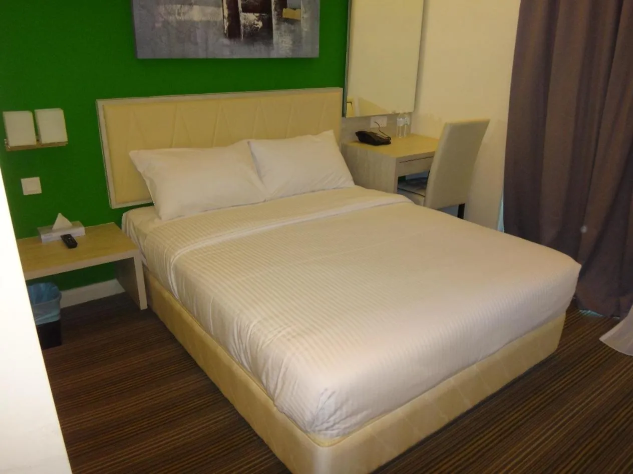 Bedroom, Bed in Kosma Business Hotel