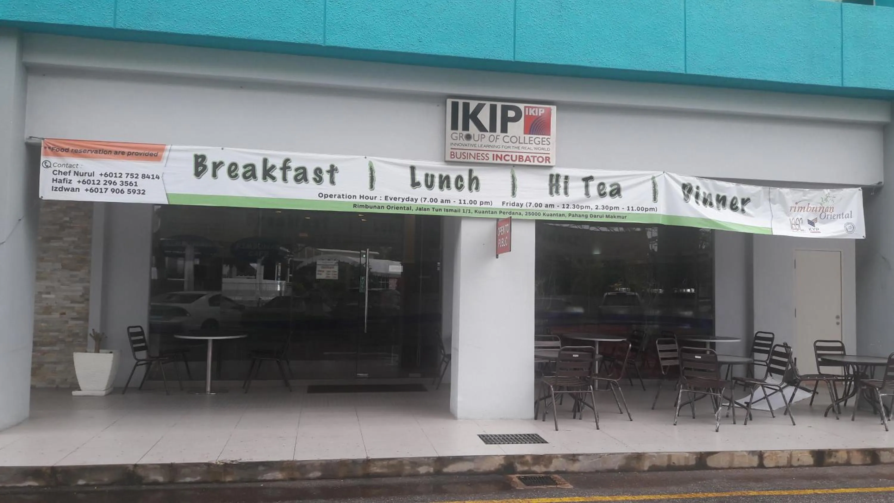 Restaurant/places to eat in Kosma Business Hotel