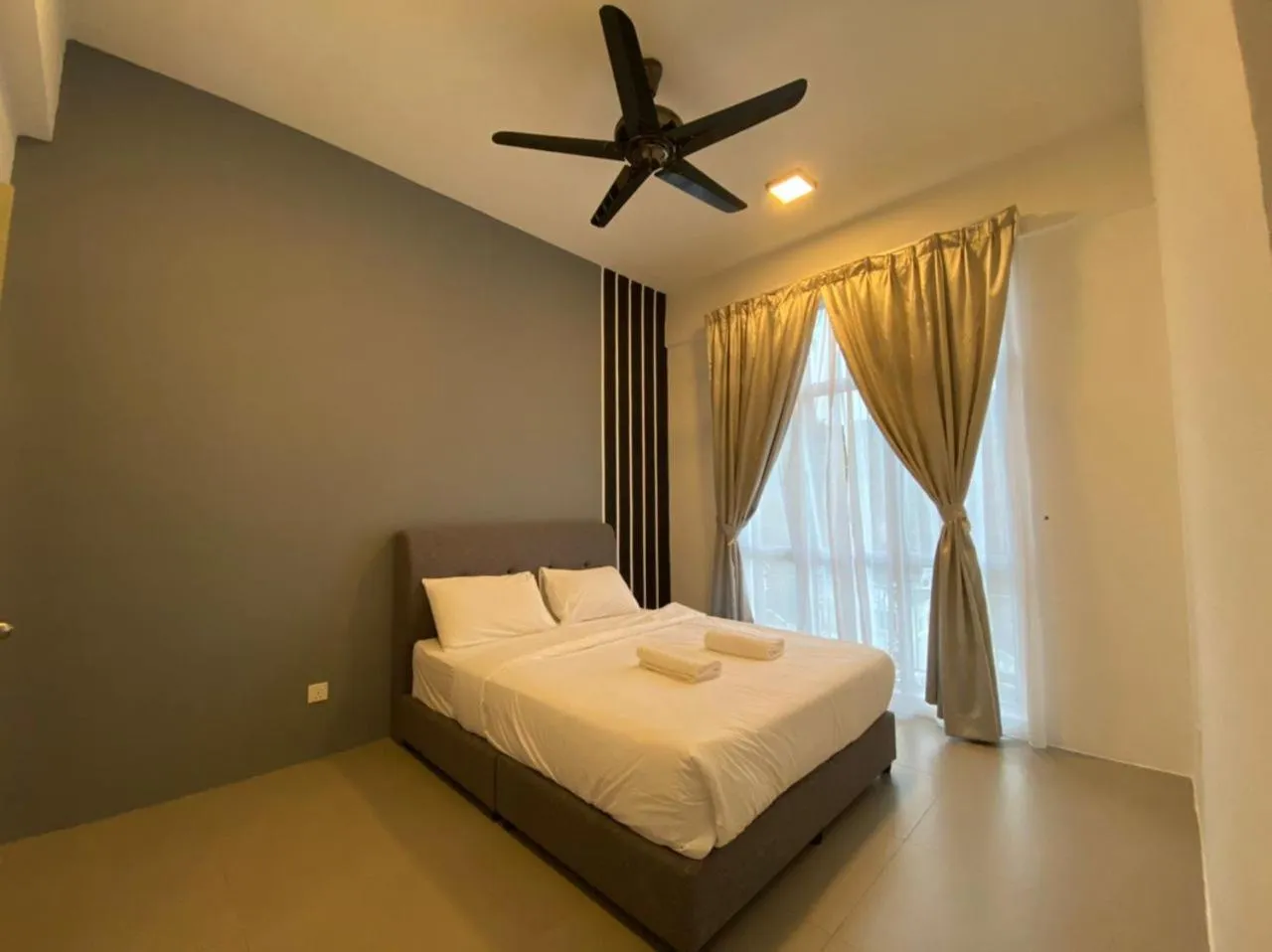 Bed in DreamScape Apartment @ Golden Hill