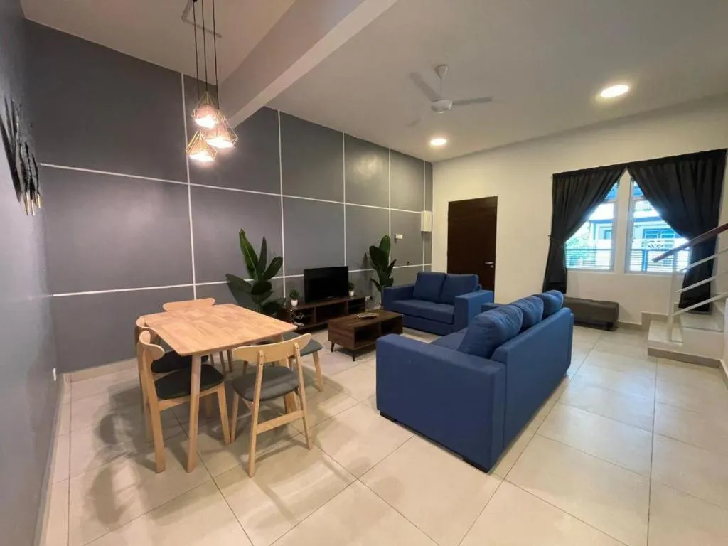 DreamScape Apartment @ Golden Hill