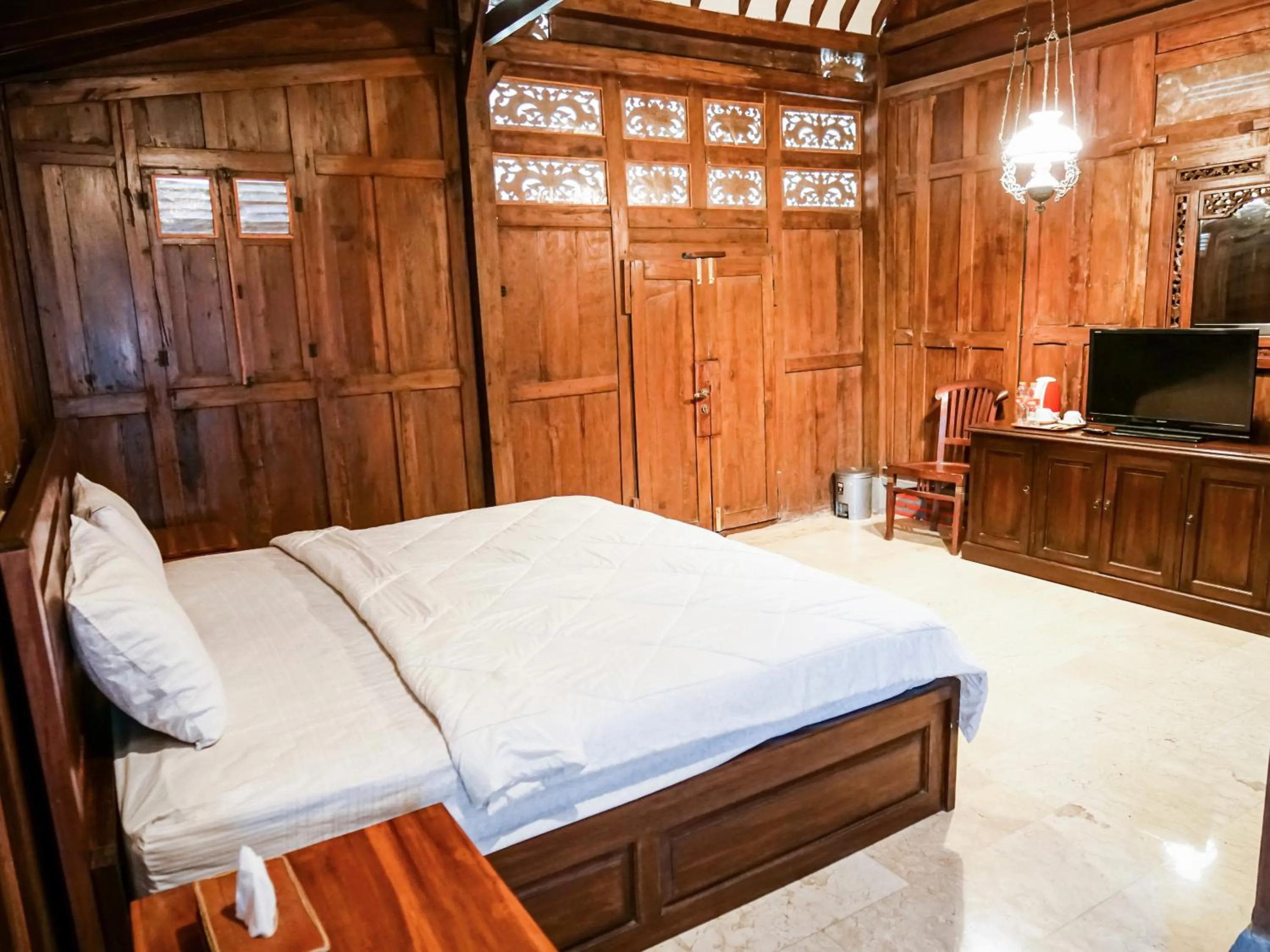 Property building, Bed in Pendhapa Art Space - PAS Limasan Homestay