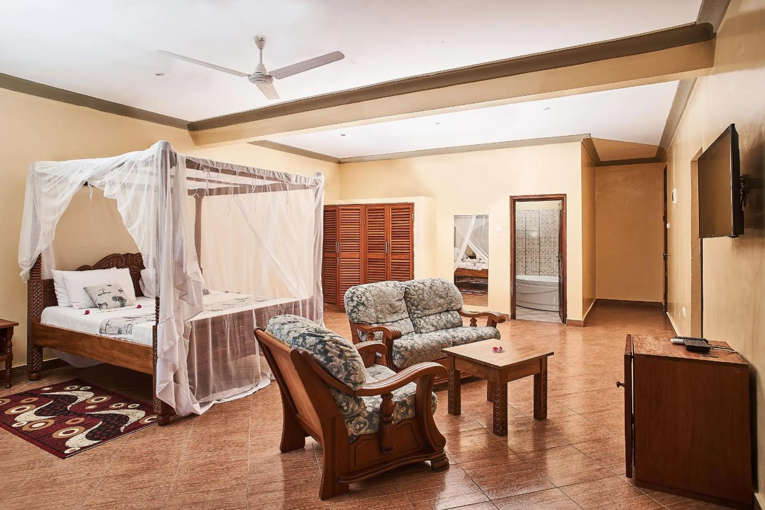 Photo of the whole room in Coral Beach Resort