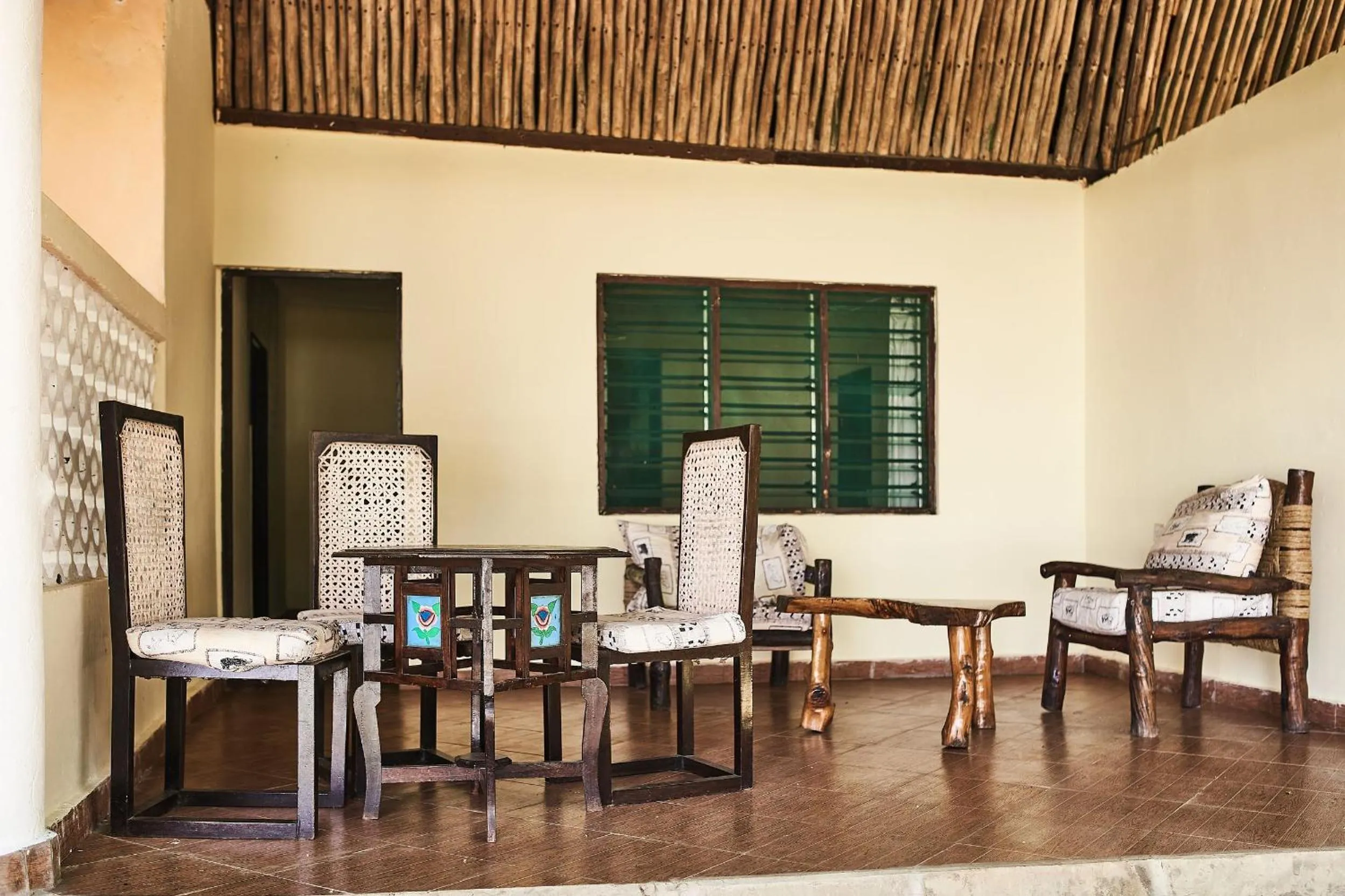 Seating area in Coral Beach Resort