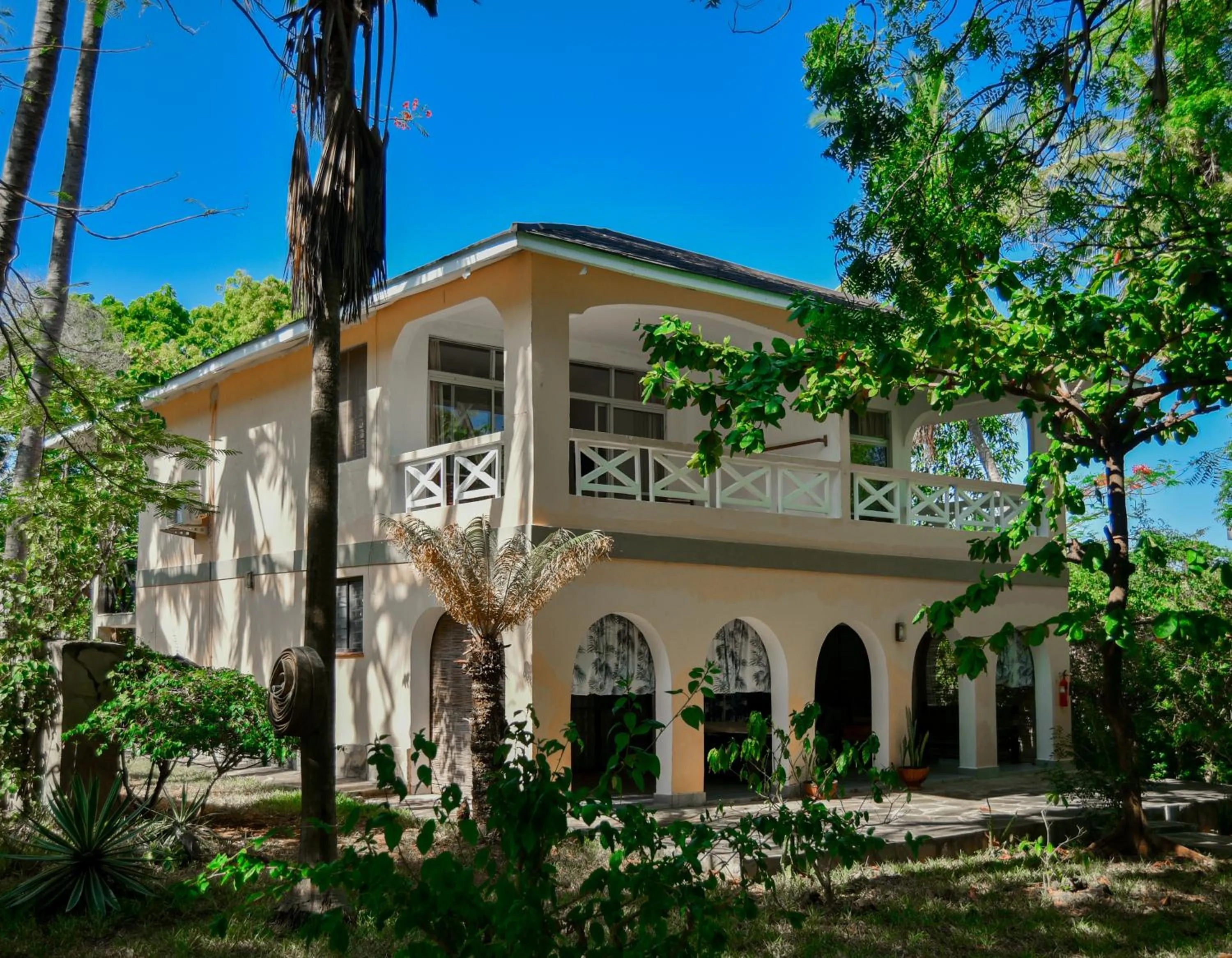 Property building in Coral Beach Resort