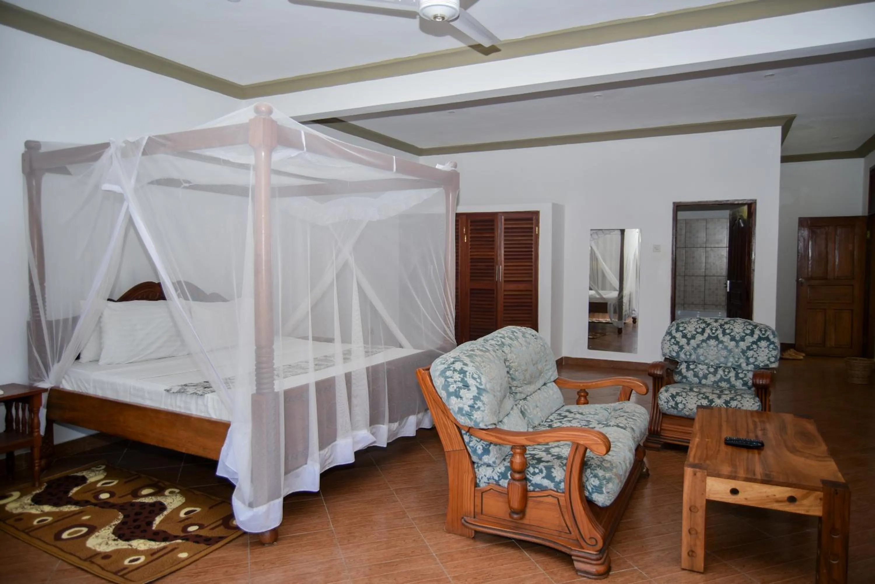 Photo of the whole room in Coral Beach Resort