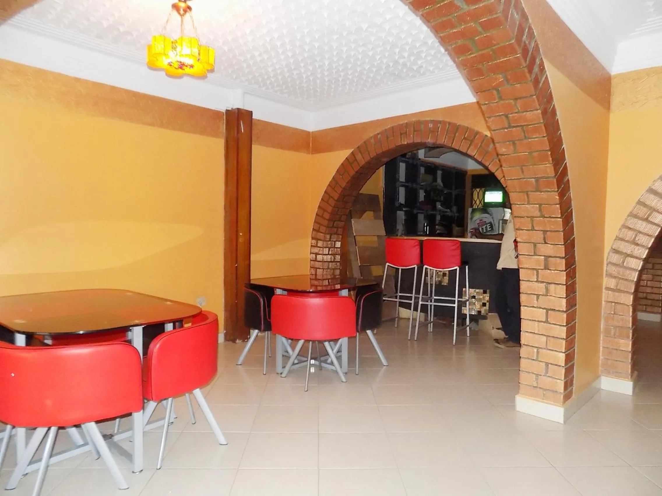 Restaurant/places to eat in Hotel Millenium Kampala Zaana