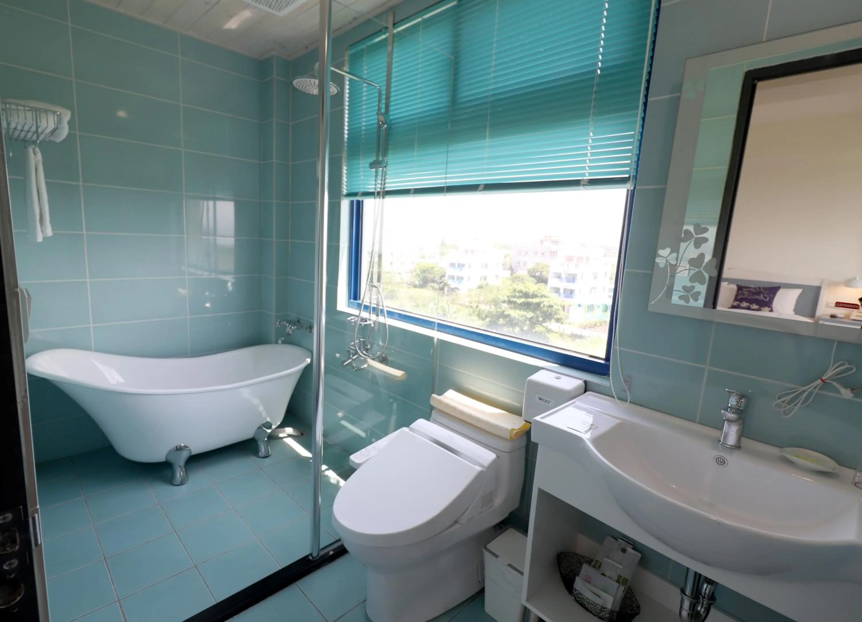 Bathroom in Zen Ocean