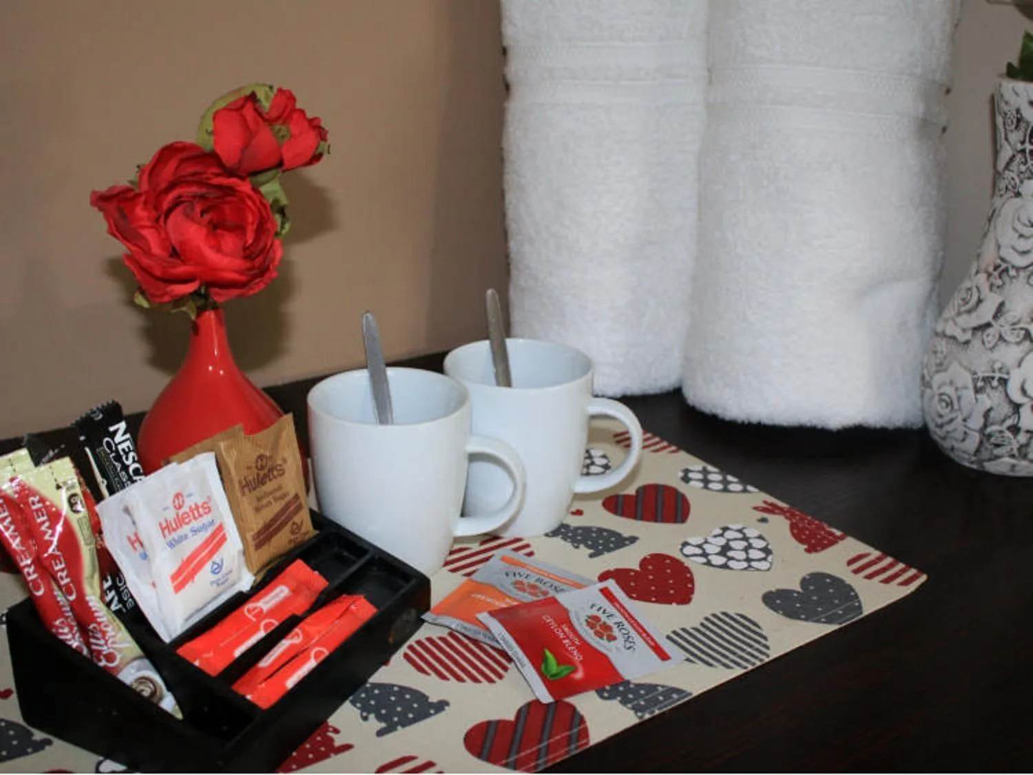 Coffee/tea facilities in Cashan BnB